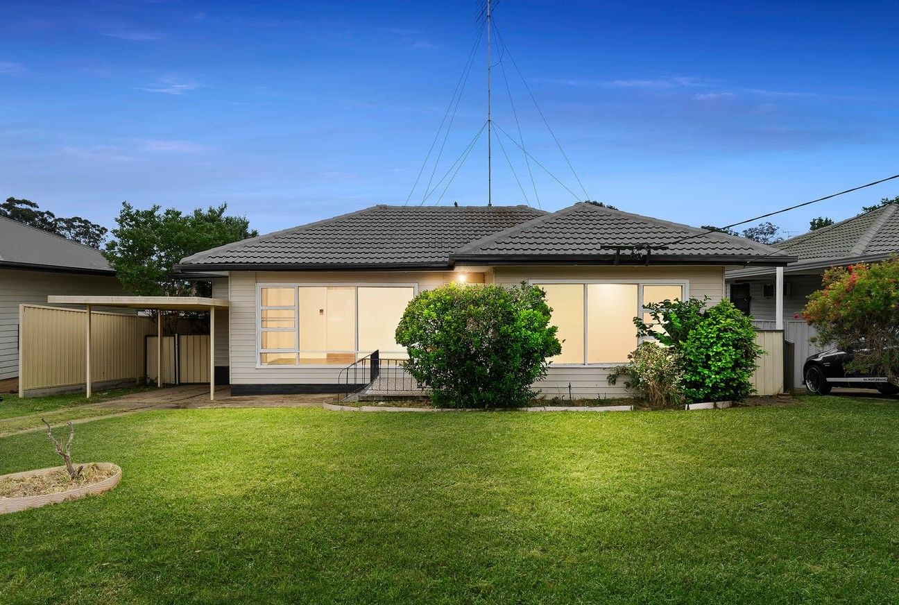 15 Upton Street — photo from Ray White United Group