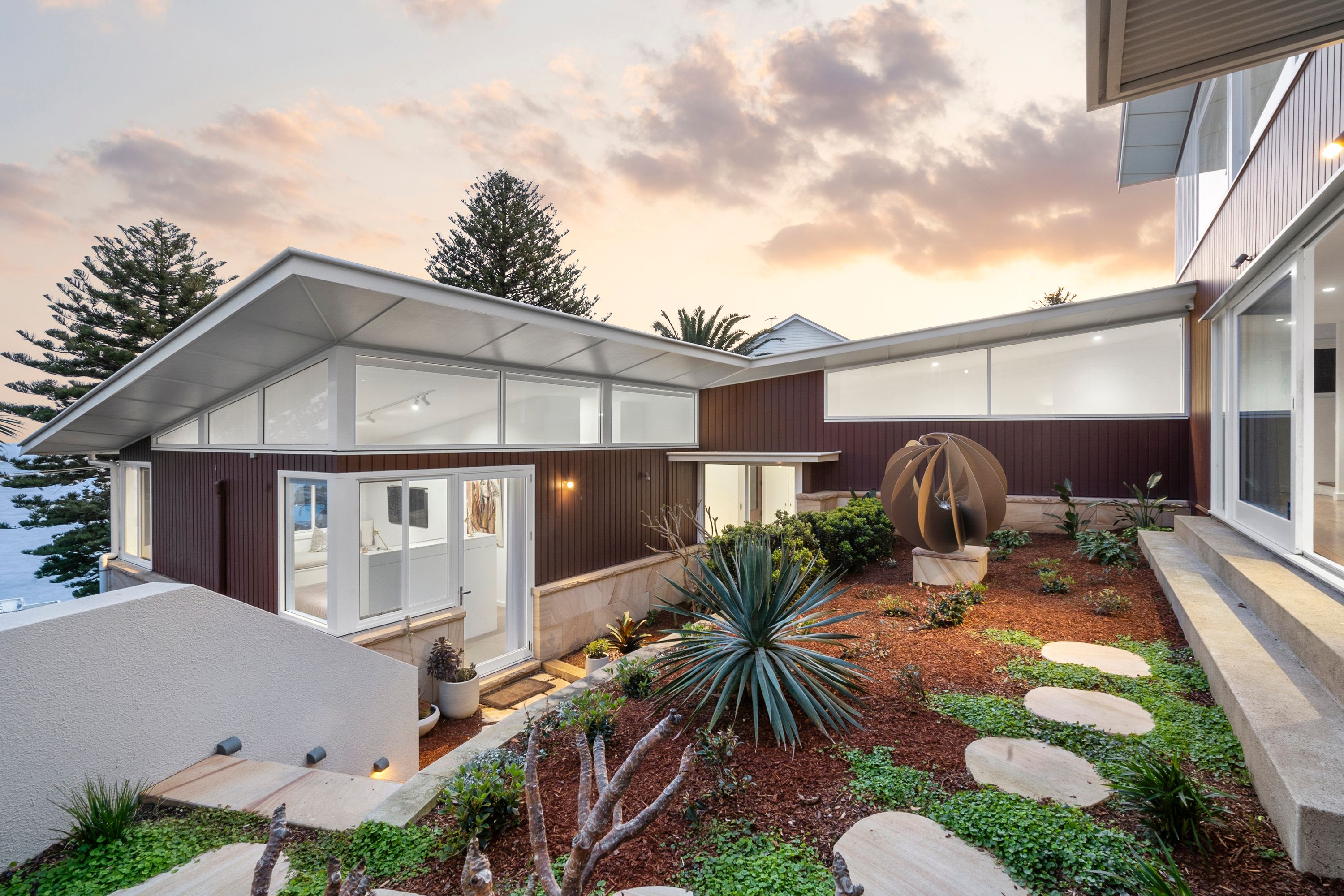 31D The Serpentine, Bilgola Beach, NSW 2107