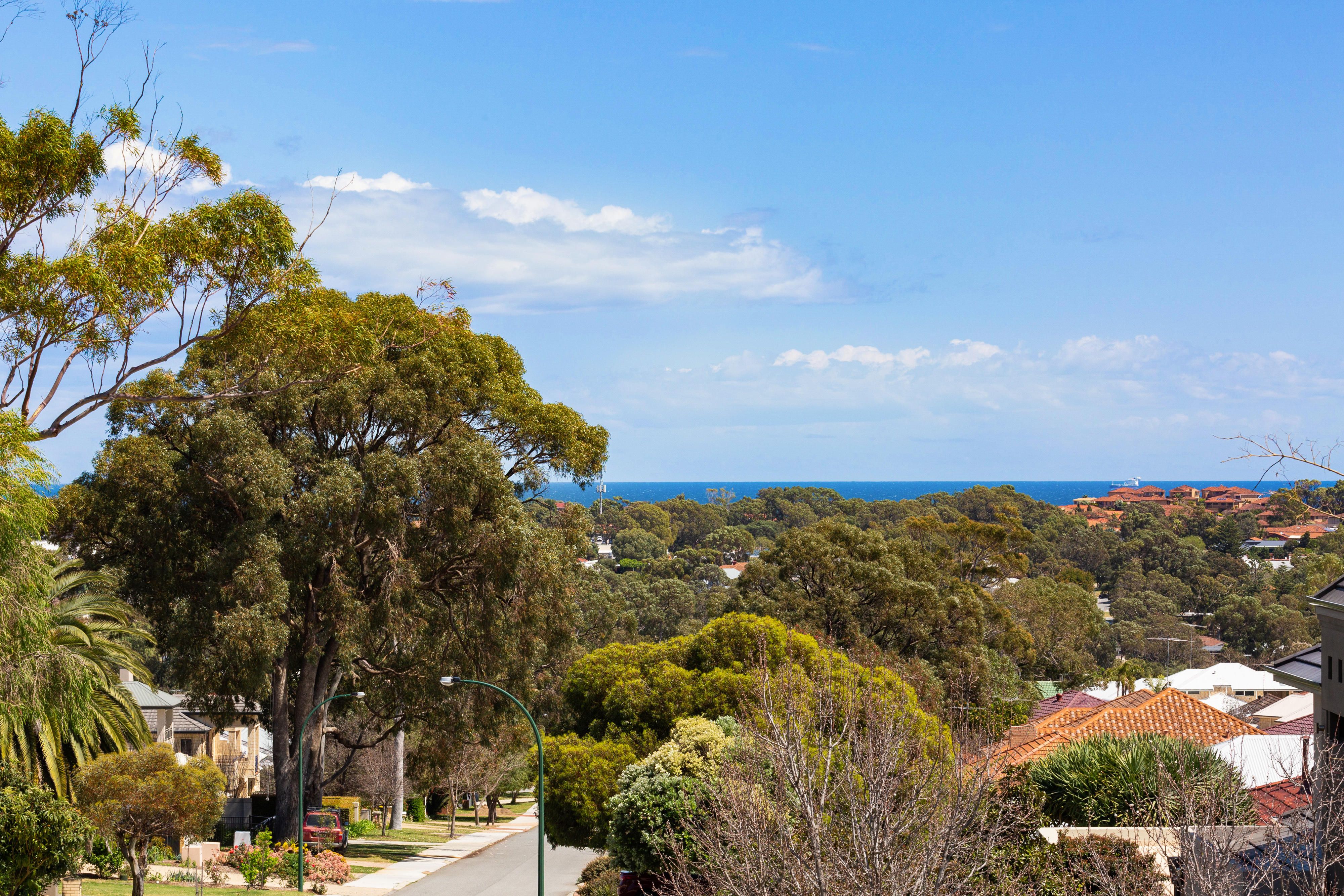 22 Glenelg Avenue, Wembley Downs, WA 6019