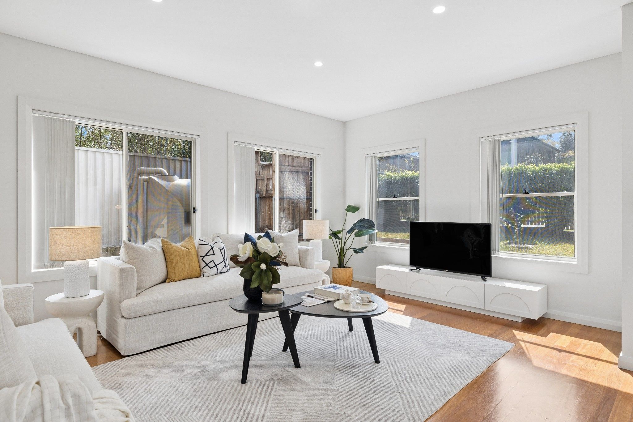 1/10 Hermoyne Street — photo 4 of 26