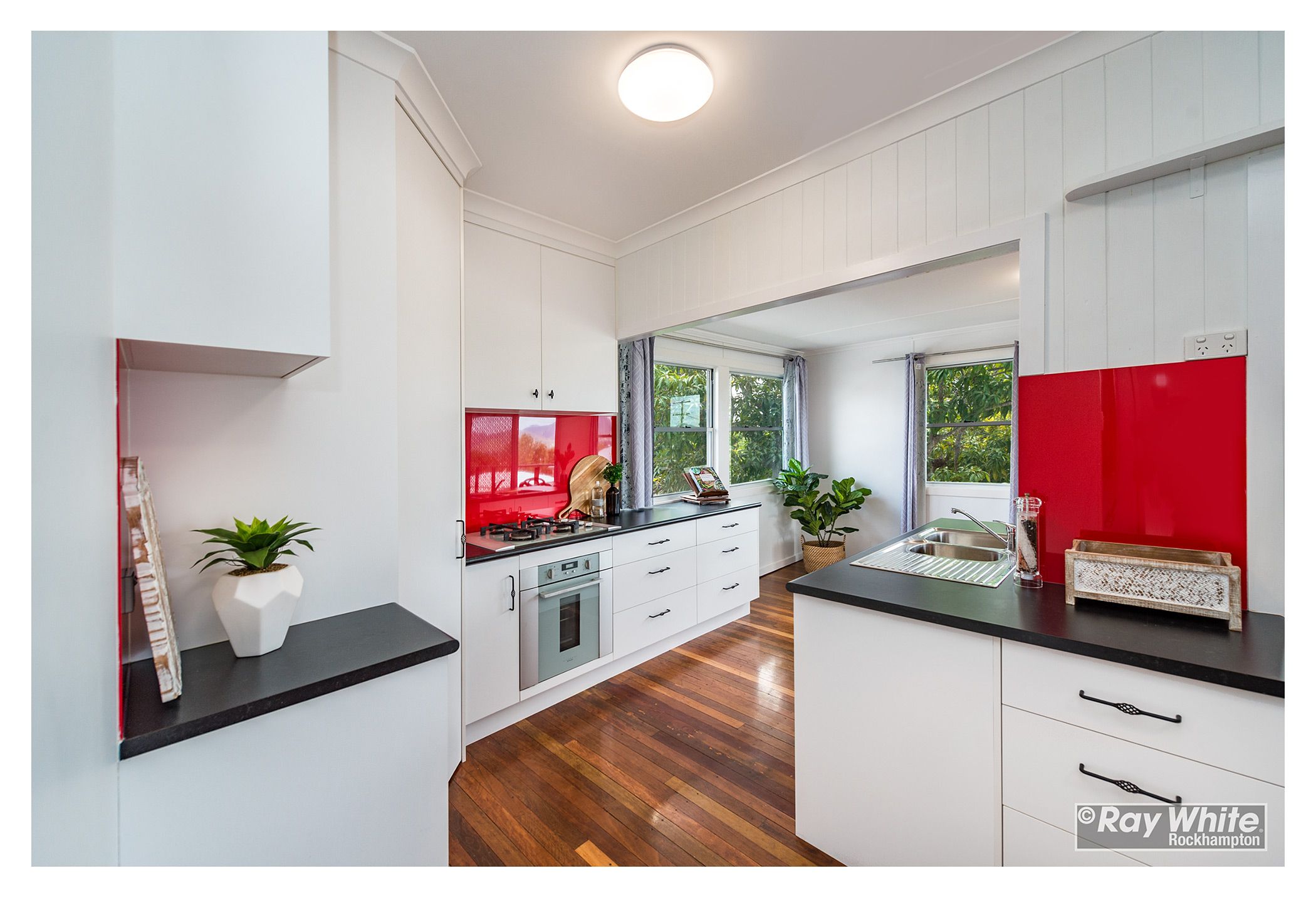 10 Knutsford Street, Wandal, QLD 4700