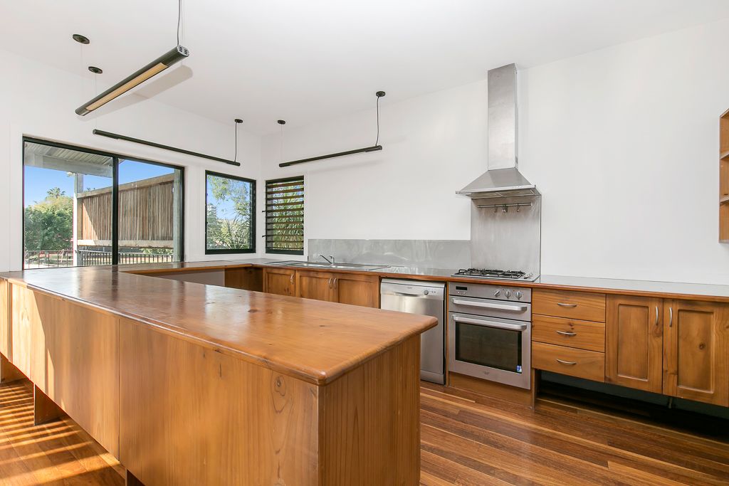 102 Baines Street, Kangaroo Point, QLD 4169