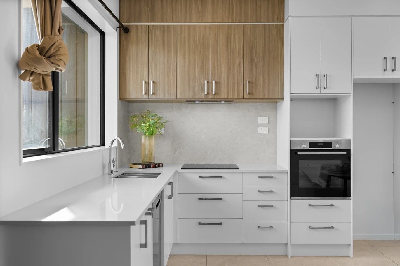 3/233 Great North Road, Henderson, Waitakere City