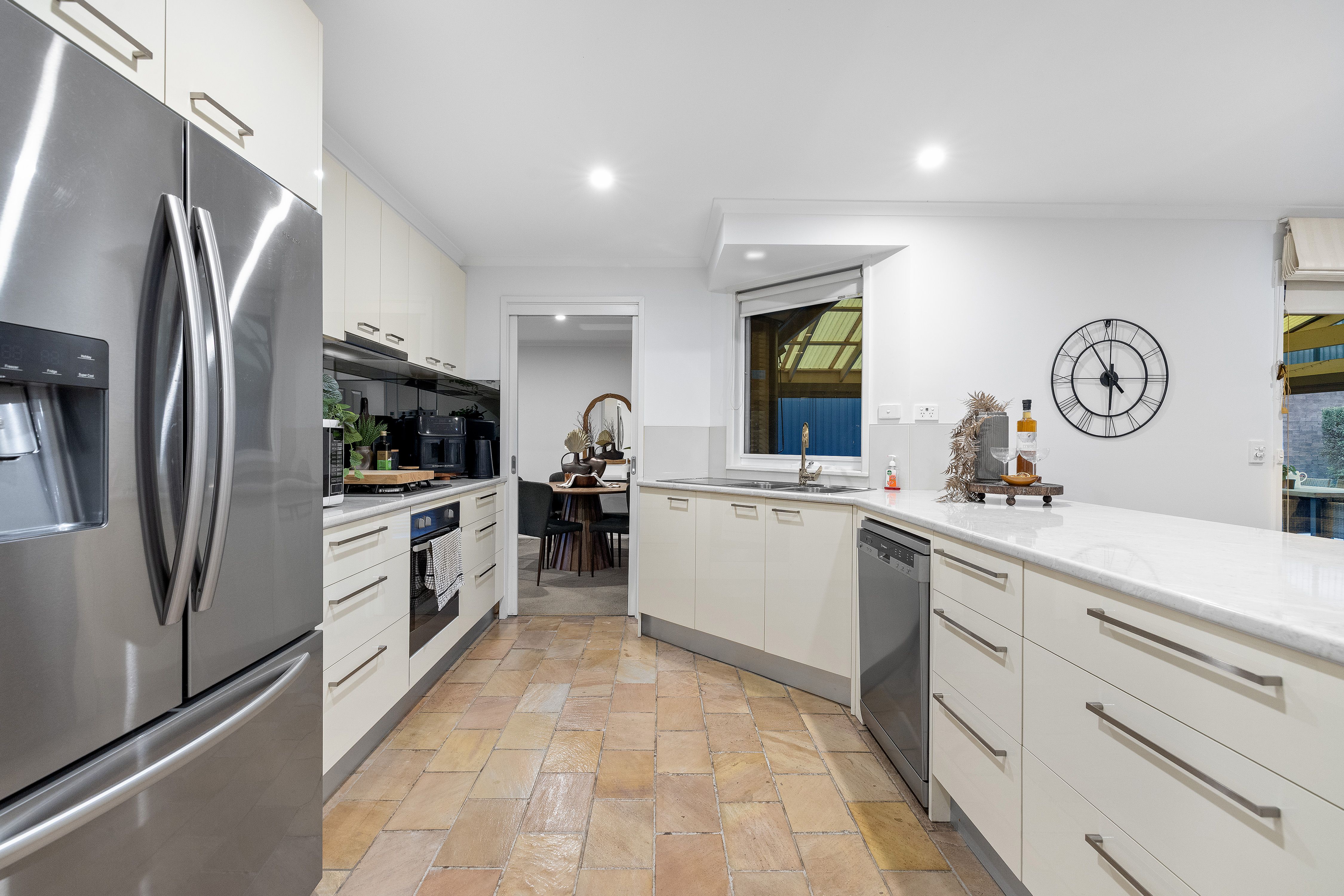 17 Colesbourne Court — photo 9 of 21