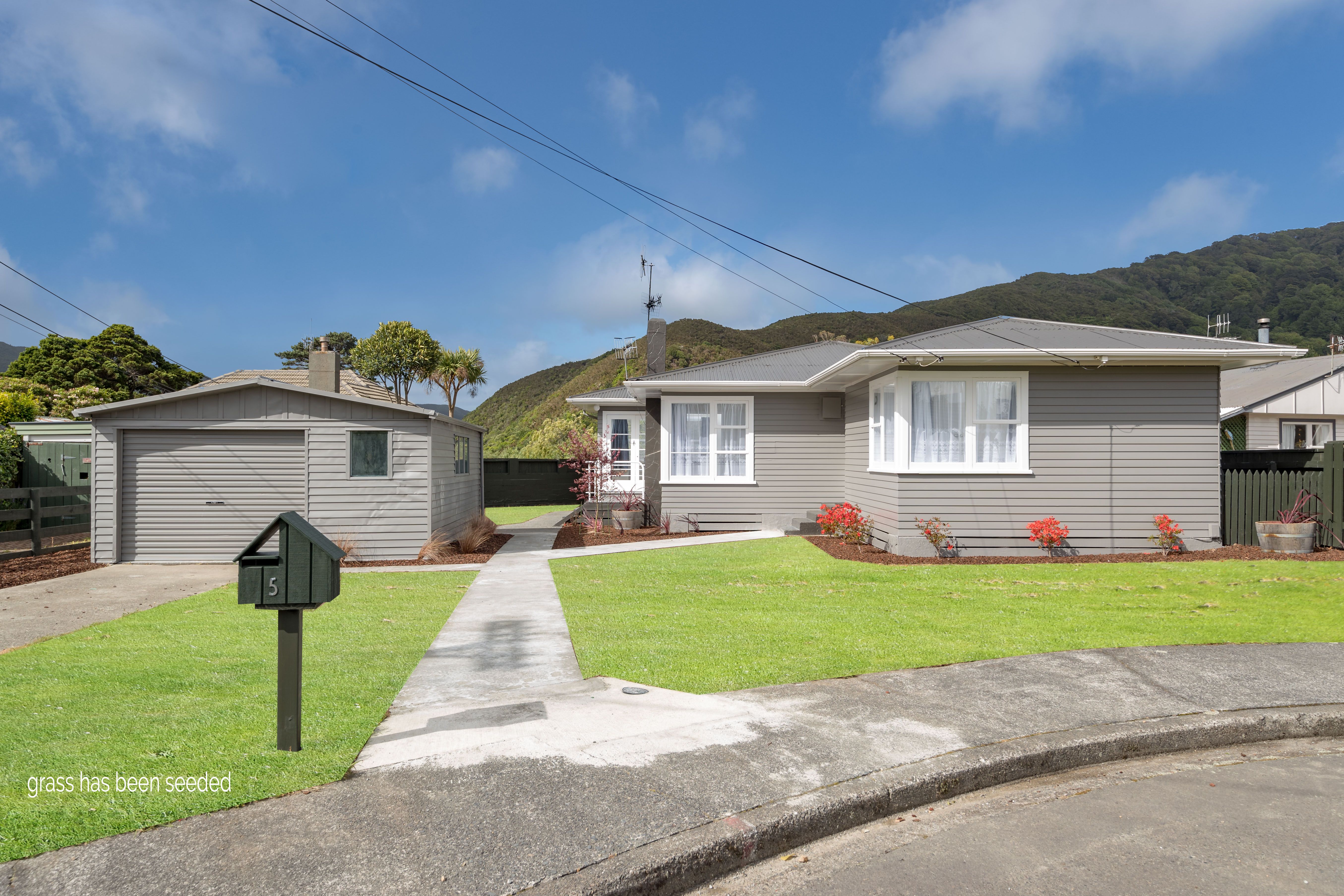 5 Willow Grove, Wainuiomata, Lower Hutt City