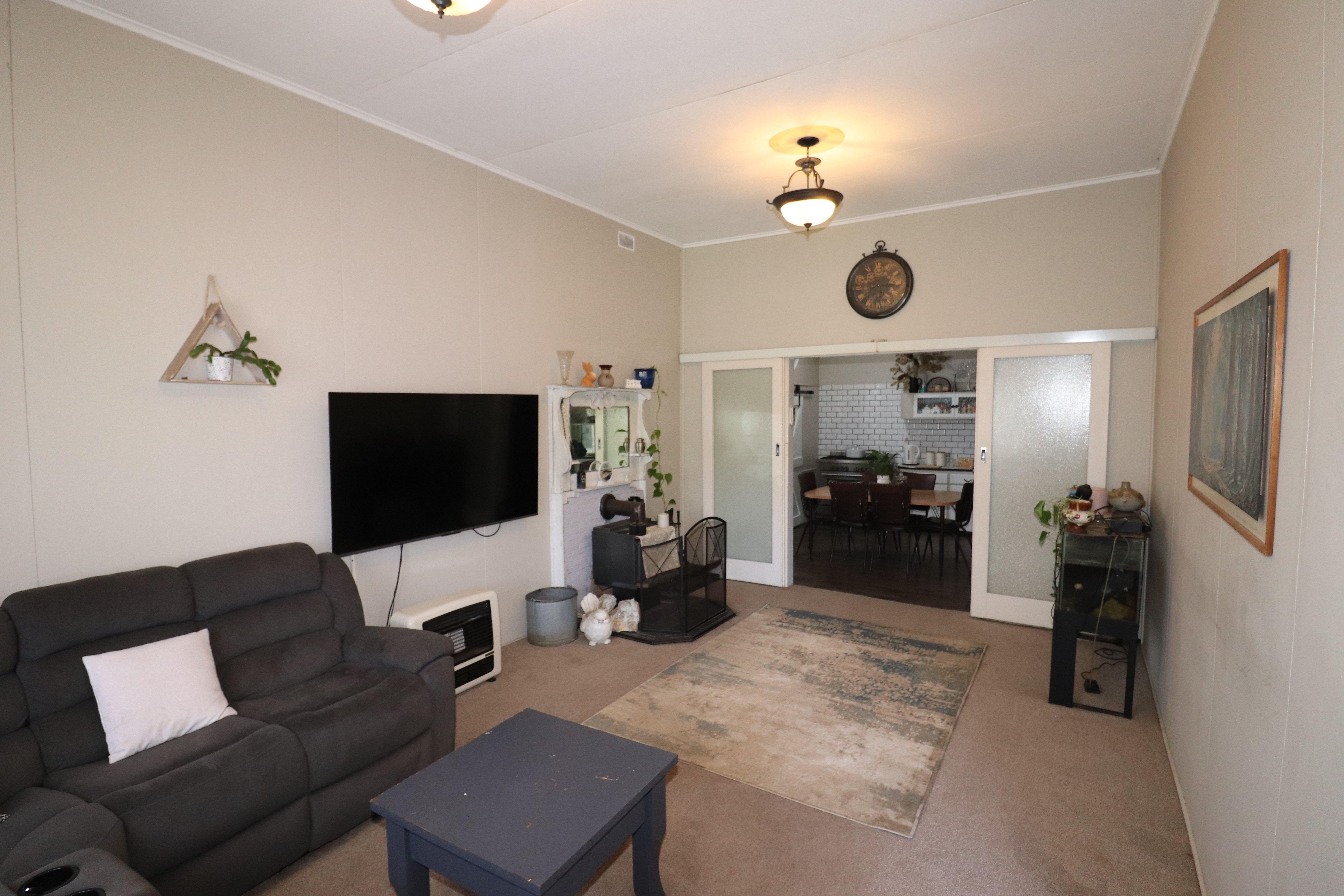 96 Hunter Street, Glen Innes, NSW 2370