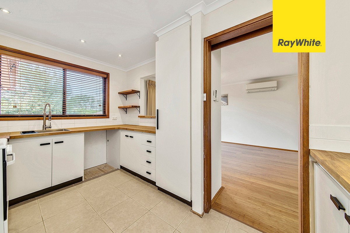 15 Clavert Place, Florey, ACT 2615