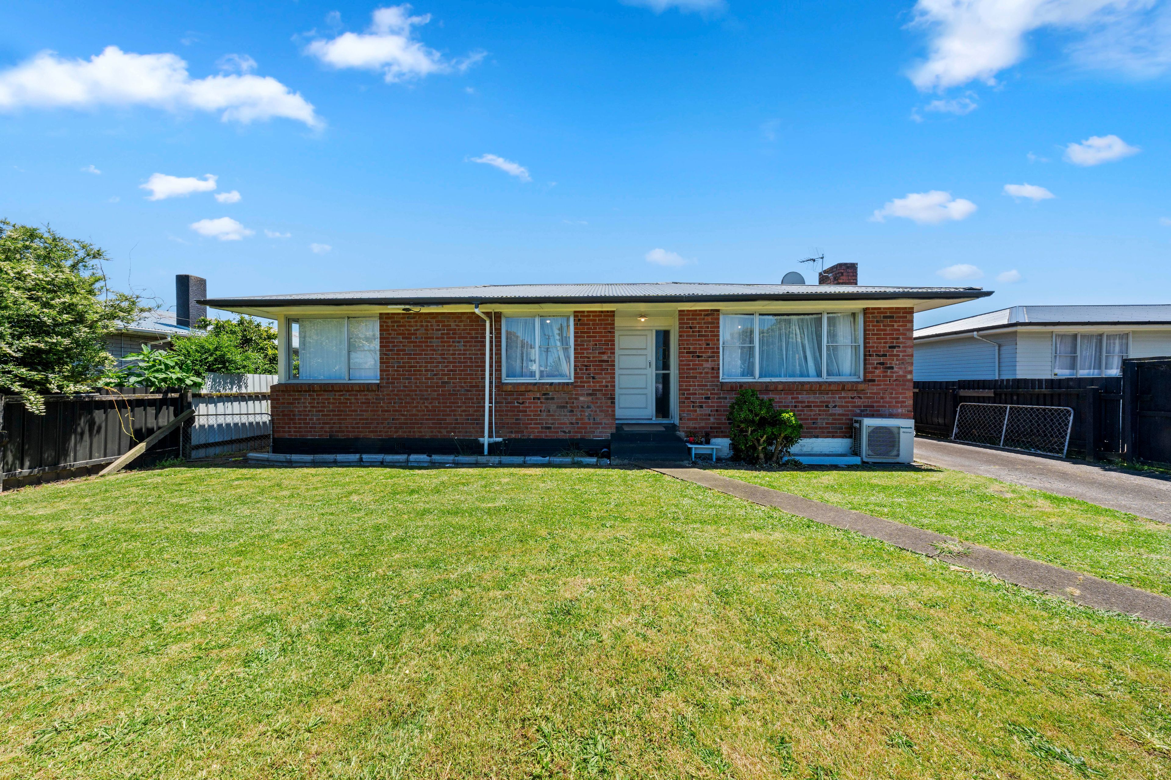142 Preston Road, Otara, Manukau City