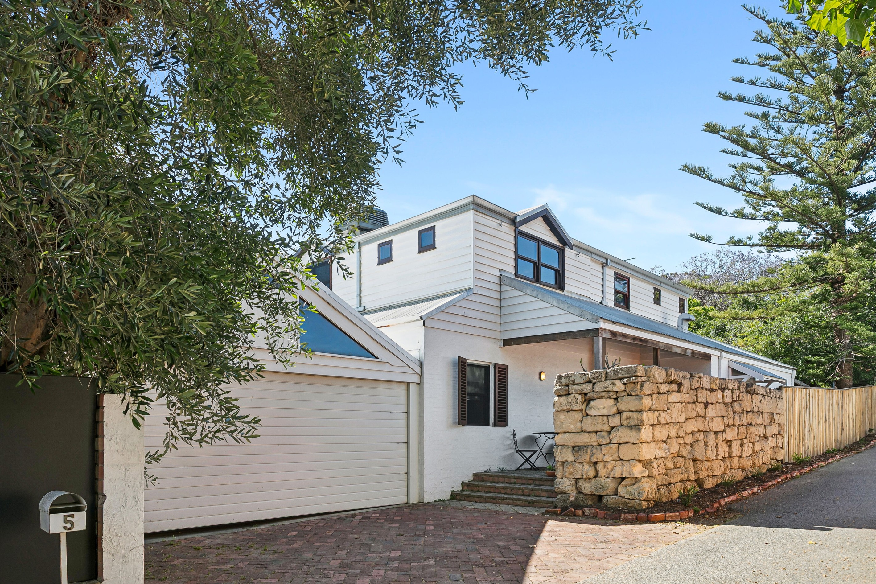 5 Pennefather Lane, Cottesloe, WA 6011
