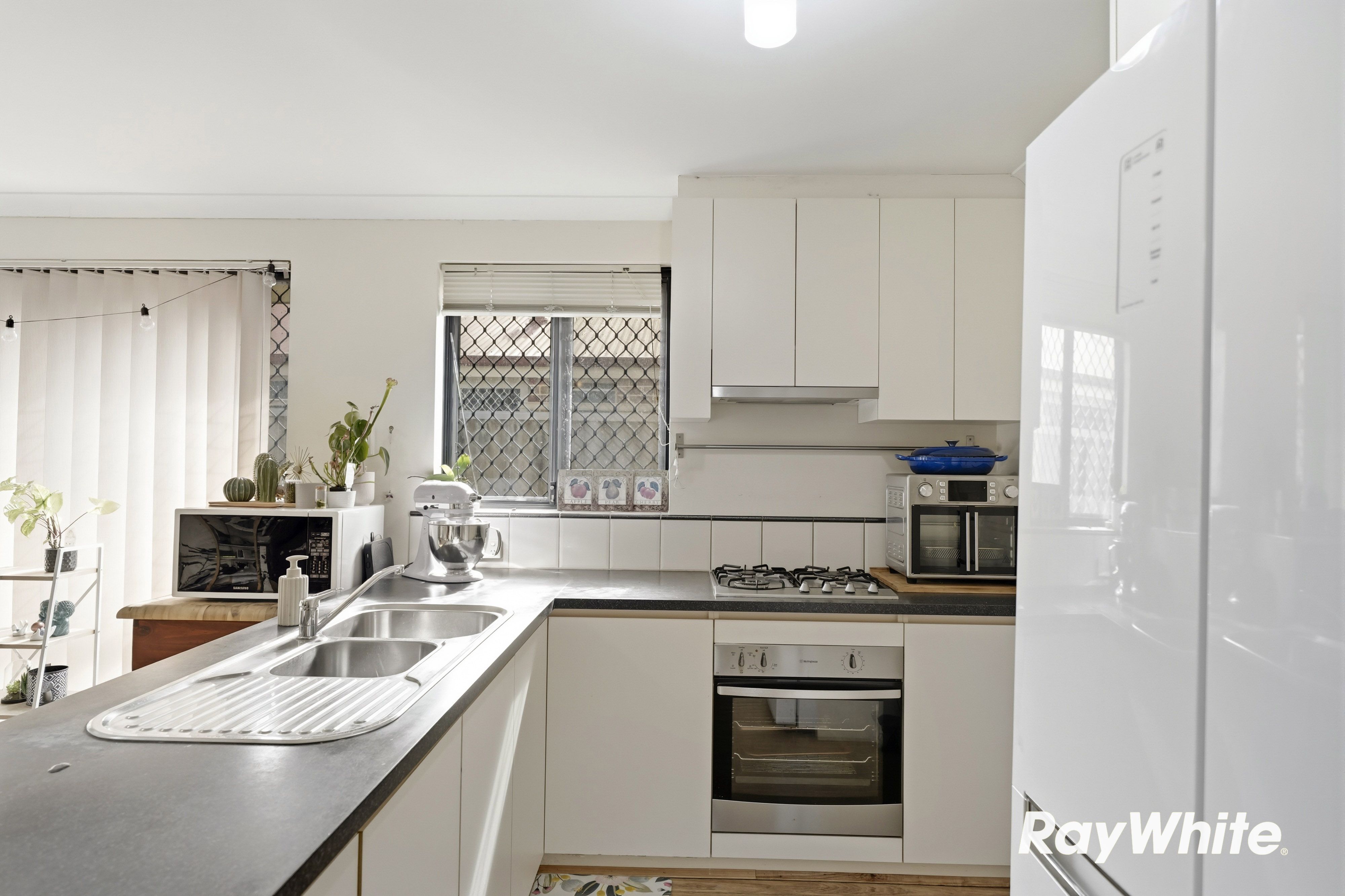 3 Silver Swan Road — photo 8 of 25