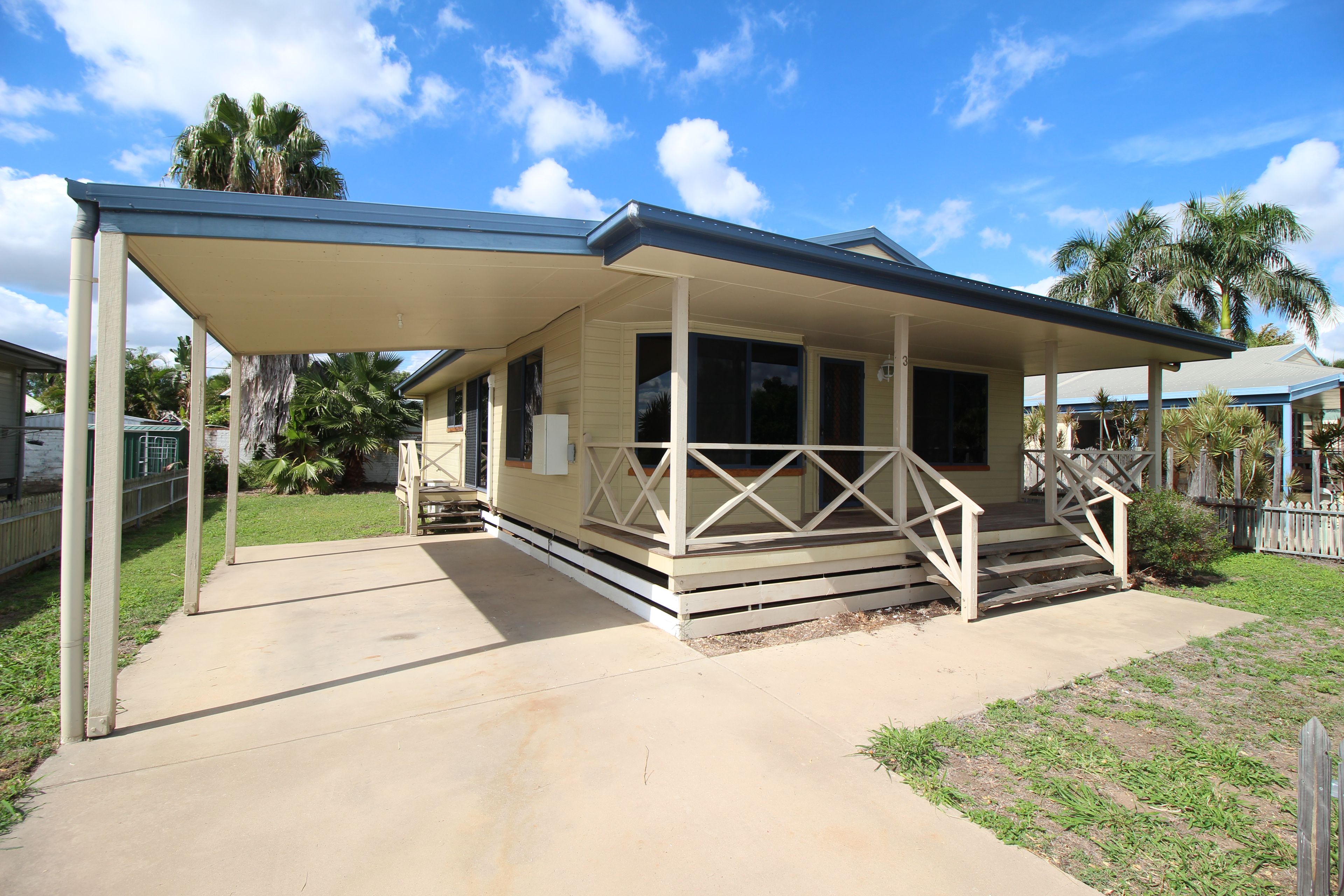 87 Roberts Street, Emerald QLD 4720