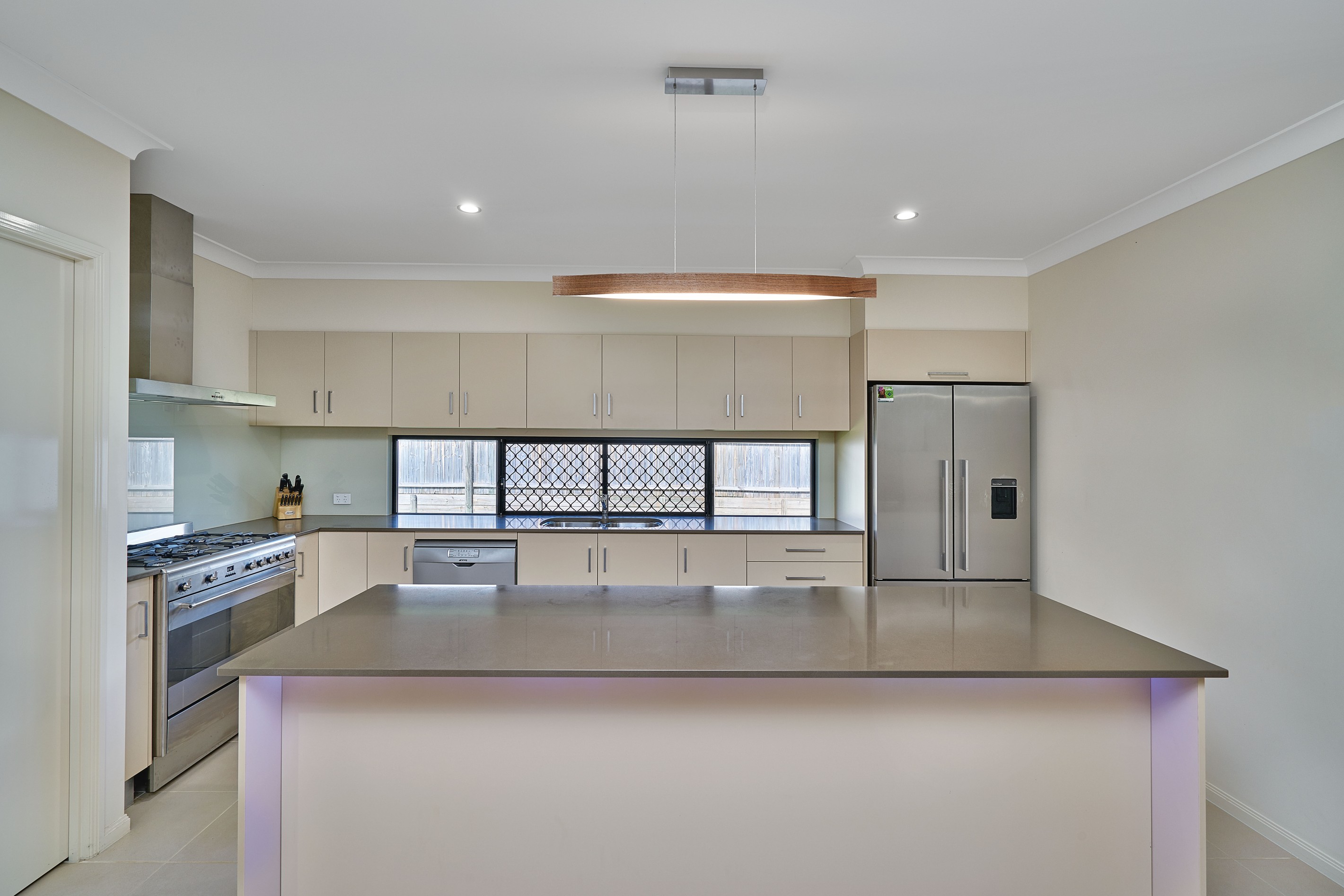 59 Springbrook Avenue, Redlynch, QLD 4870