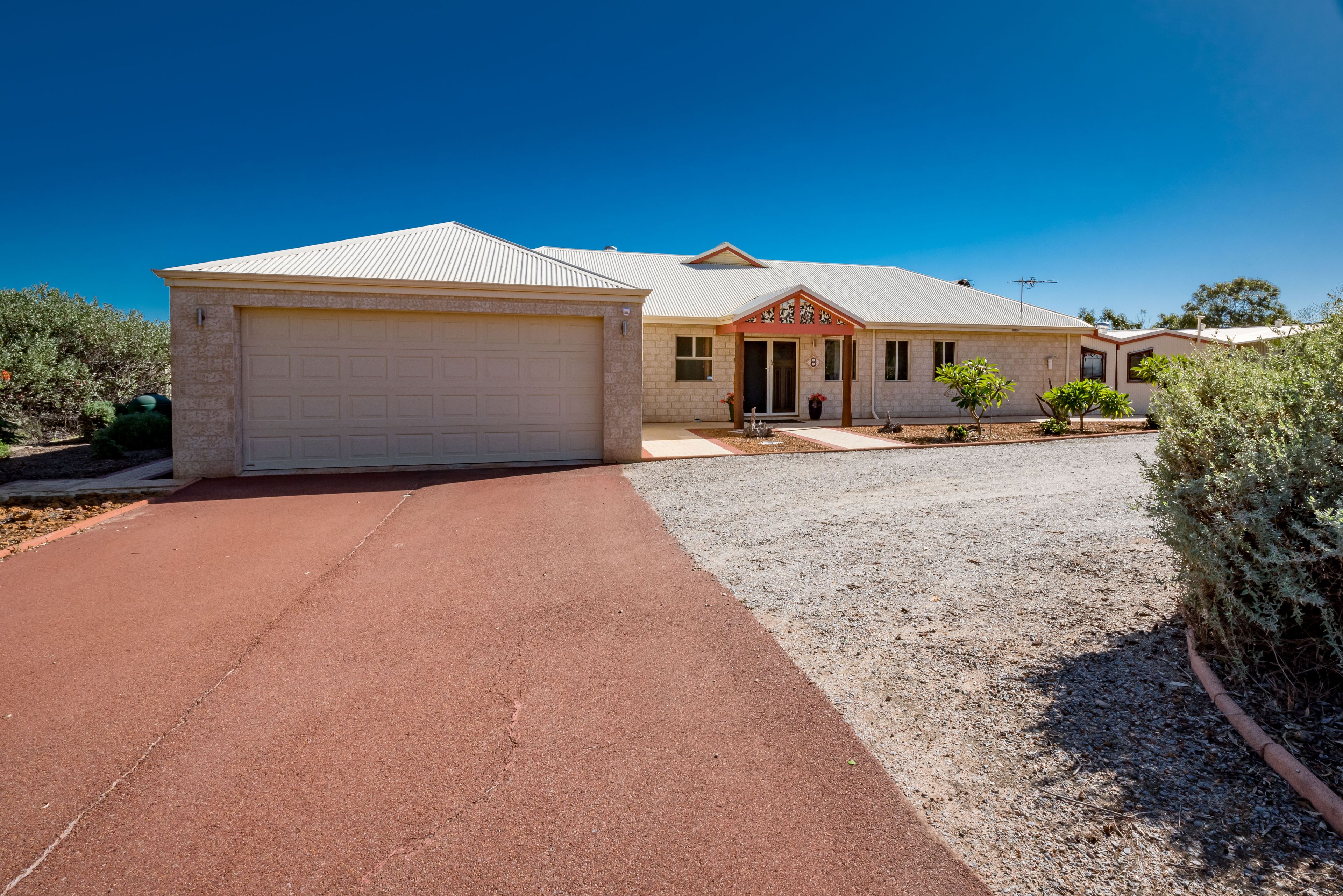 8 Carnalea Road, Moresby WA 6530