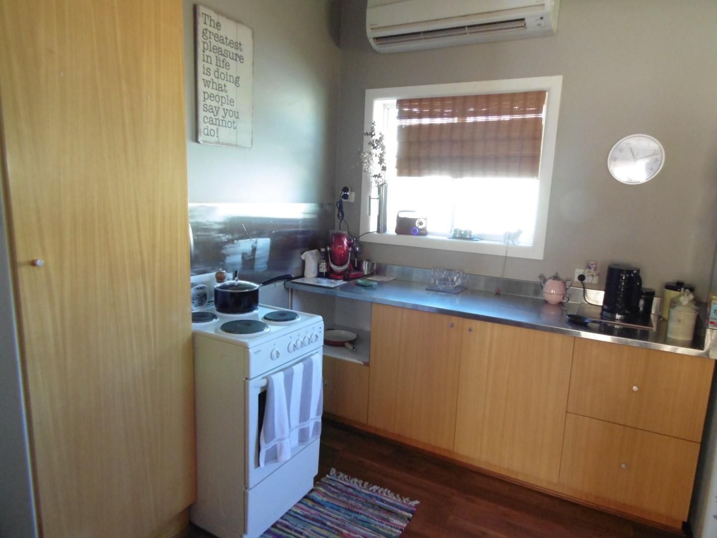 6 Thornbury Street, Parkes, NSW 2870