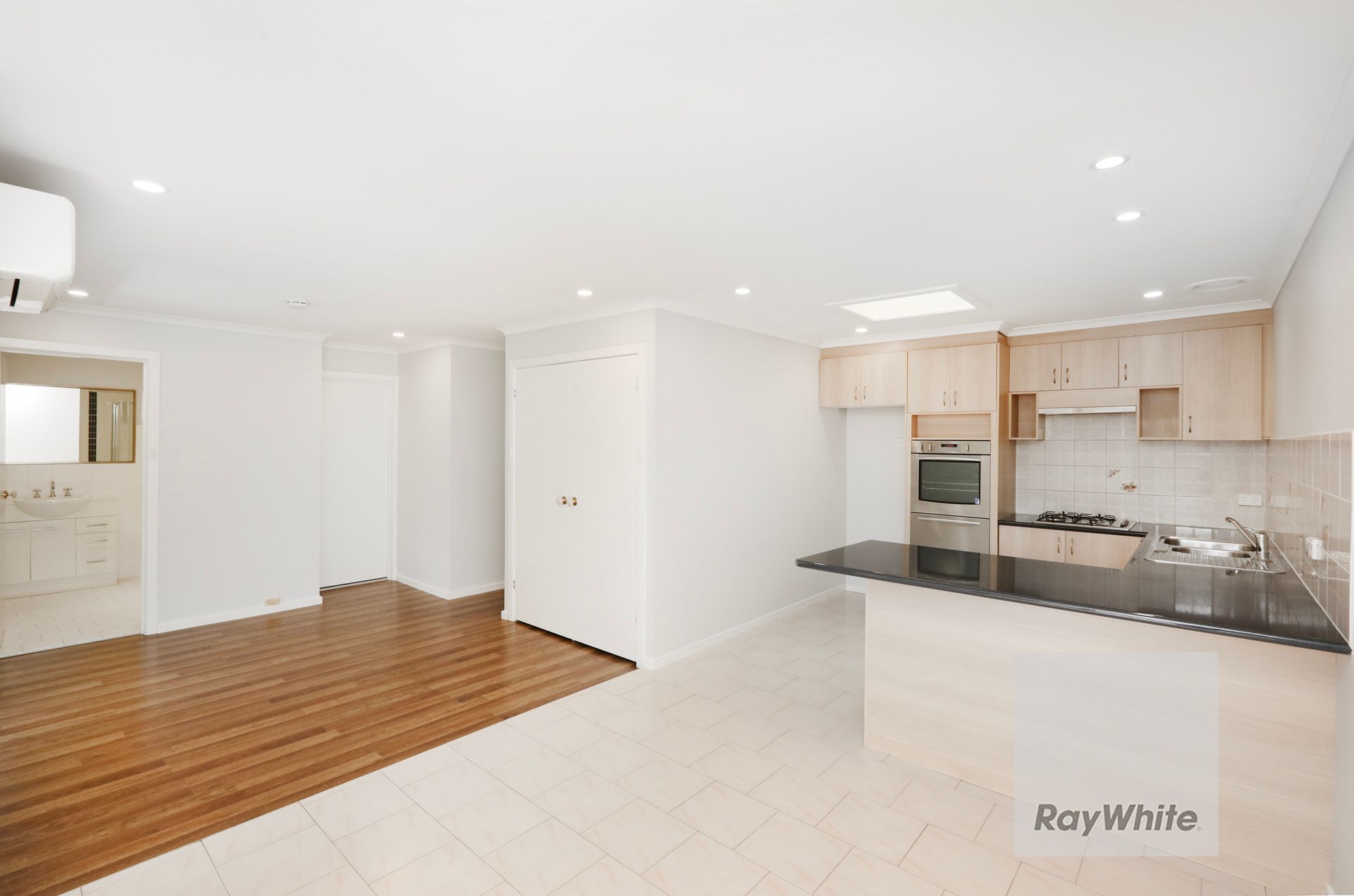 2/22 Ardlie Street, Westmeadows, VIC 3049