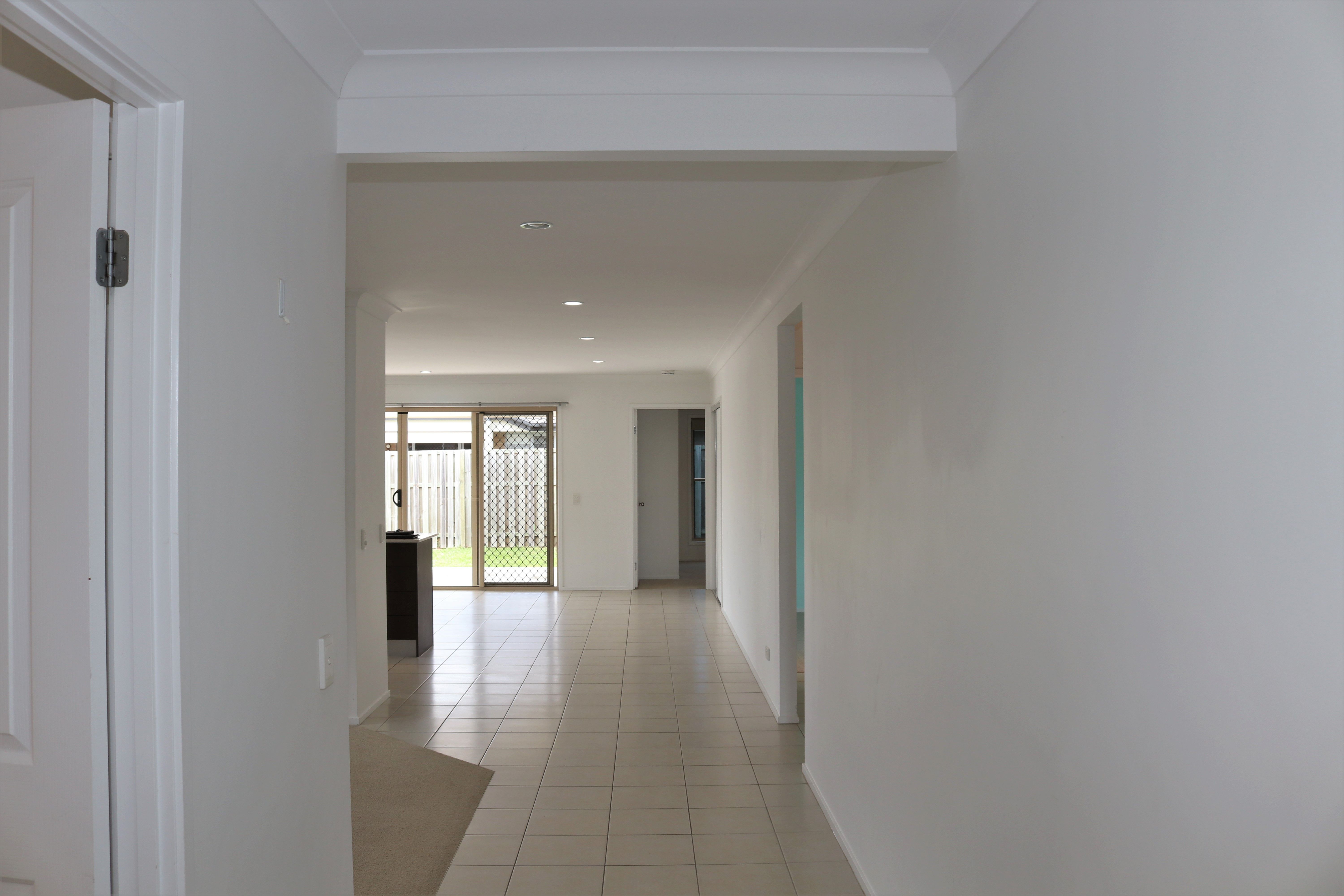 17 Santa Maria Avenue, Urraween, QLD 4655