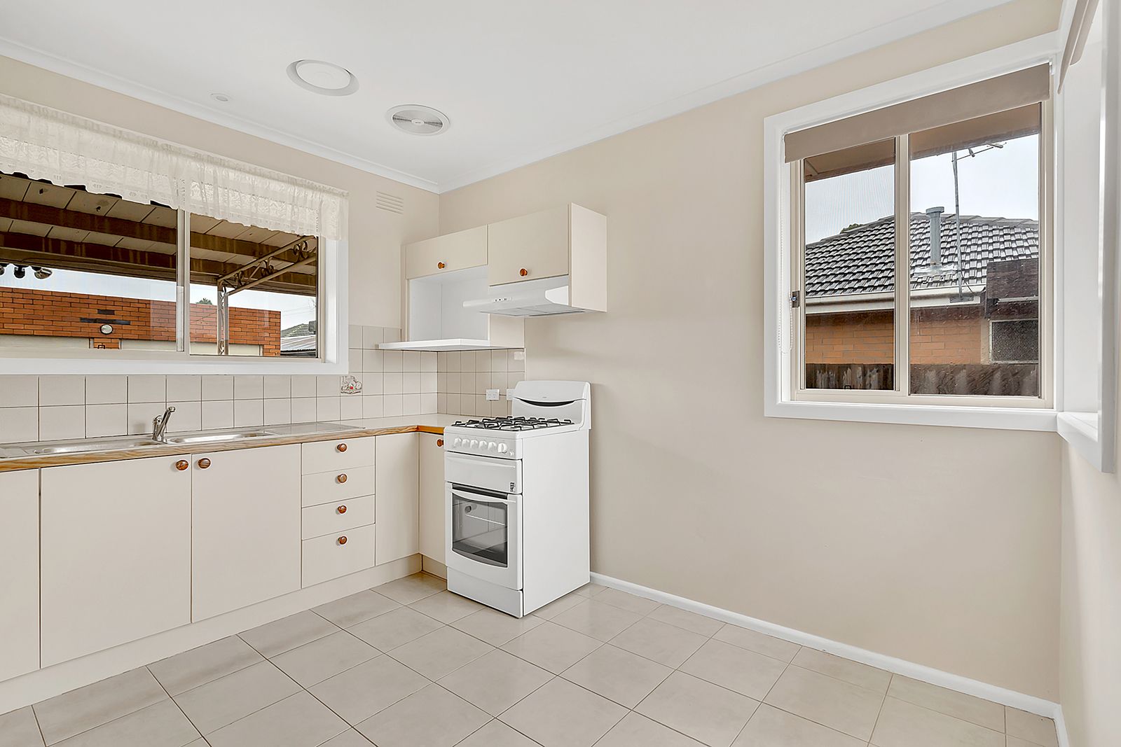 122 Craigieburn Road, Craigieburn, VIC 3064