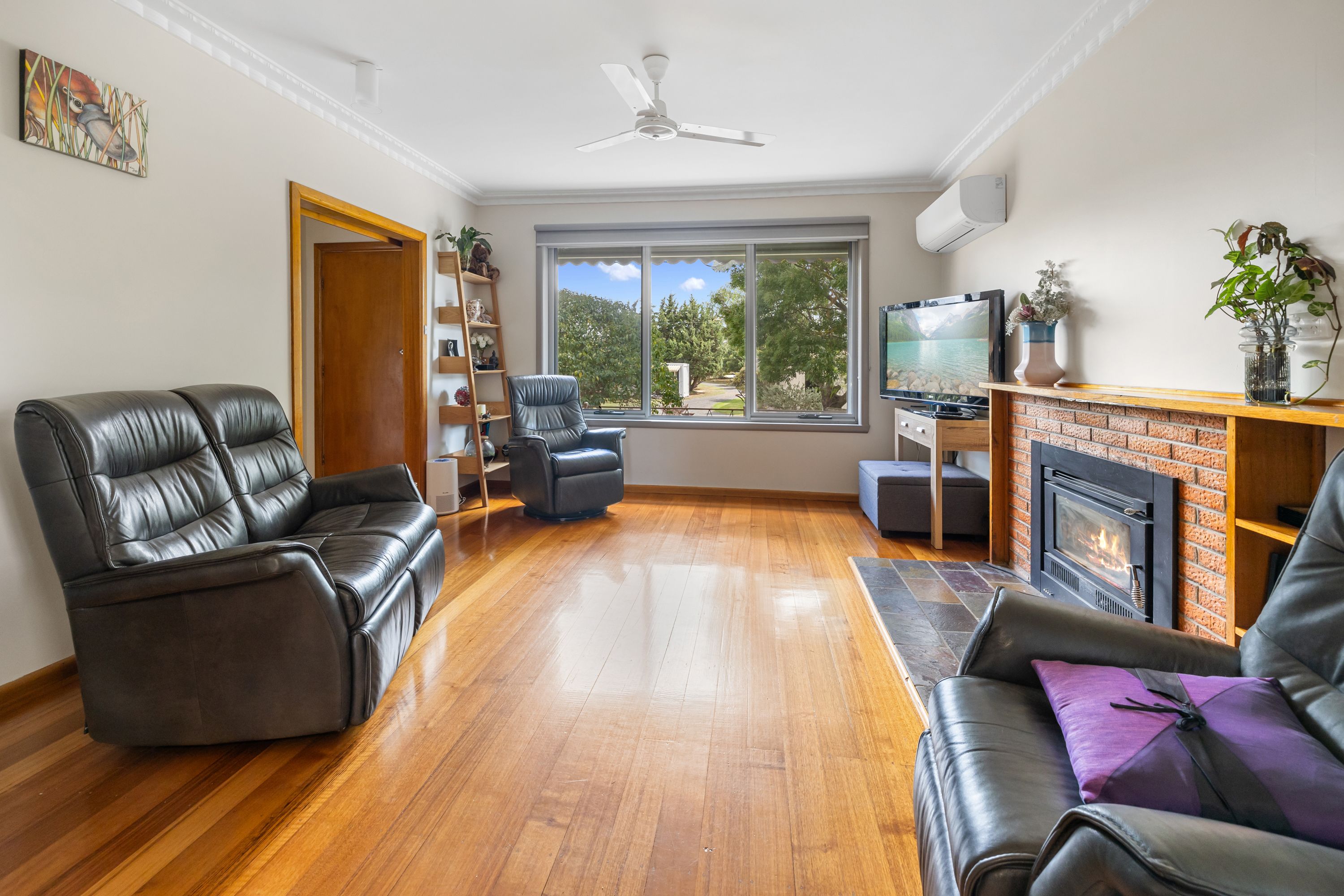 36 Dicksons Road — photo 10 of 30