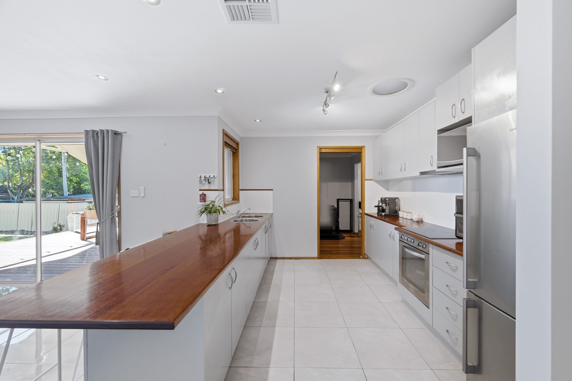 64 Farmview Drive, Cranebrook, NSW