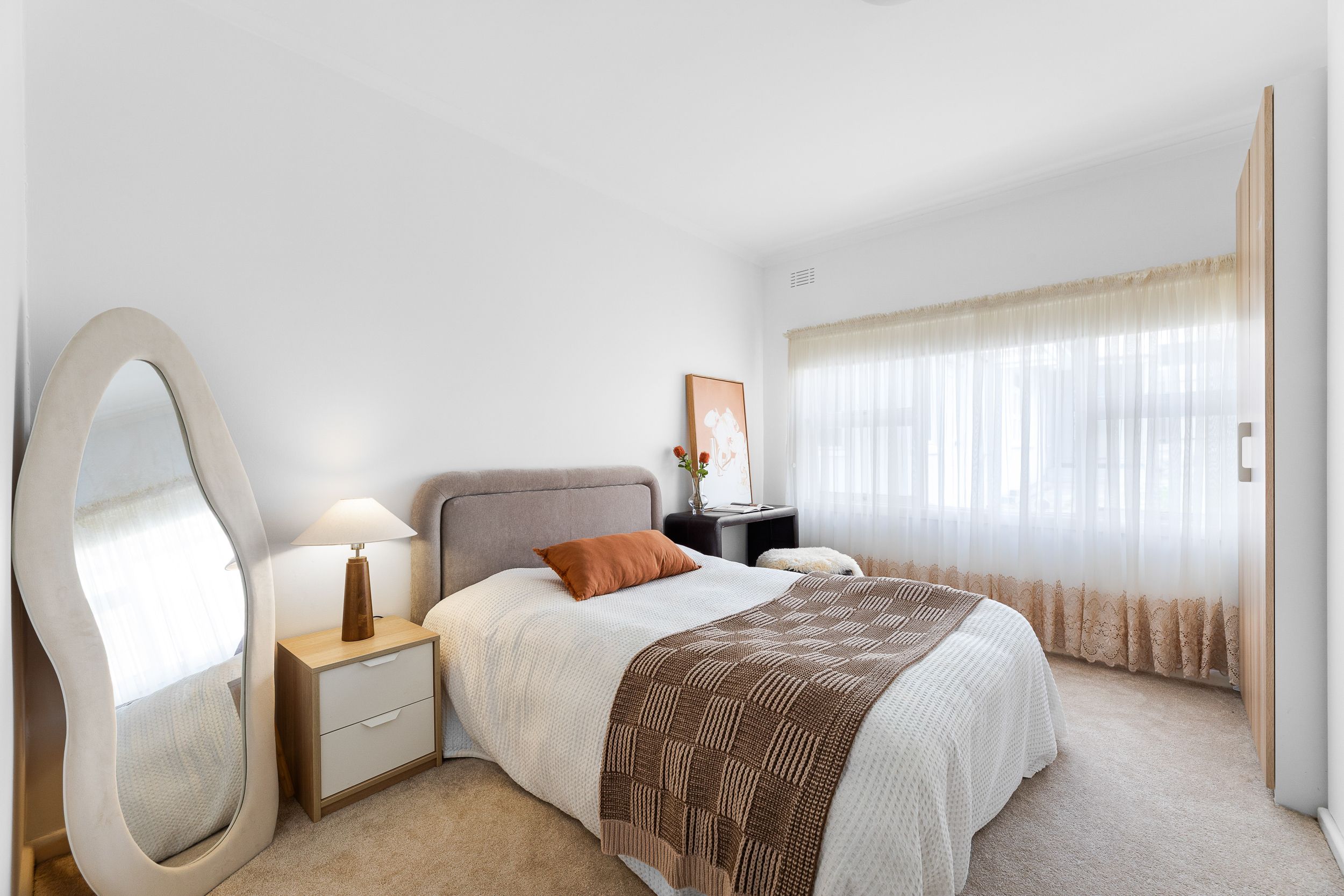 47 Warrigal Road — photo 8 of 10
