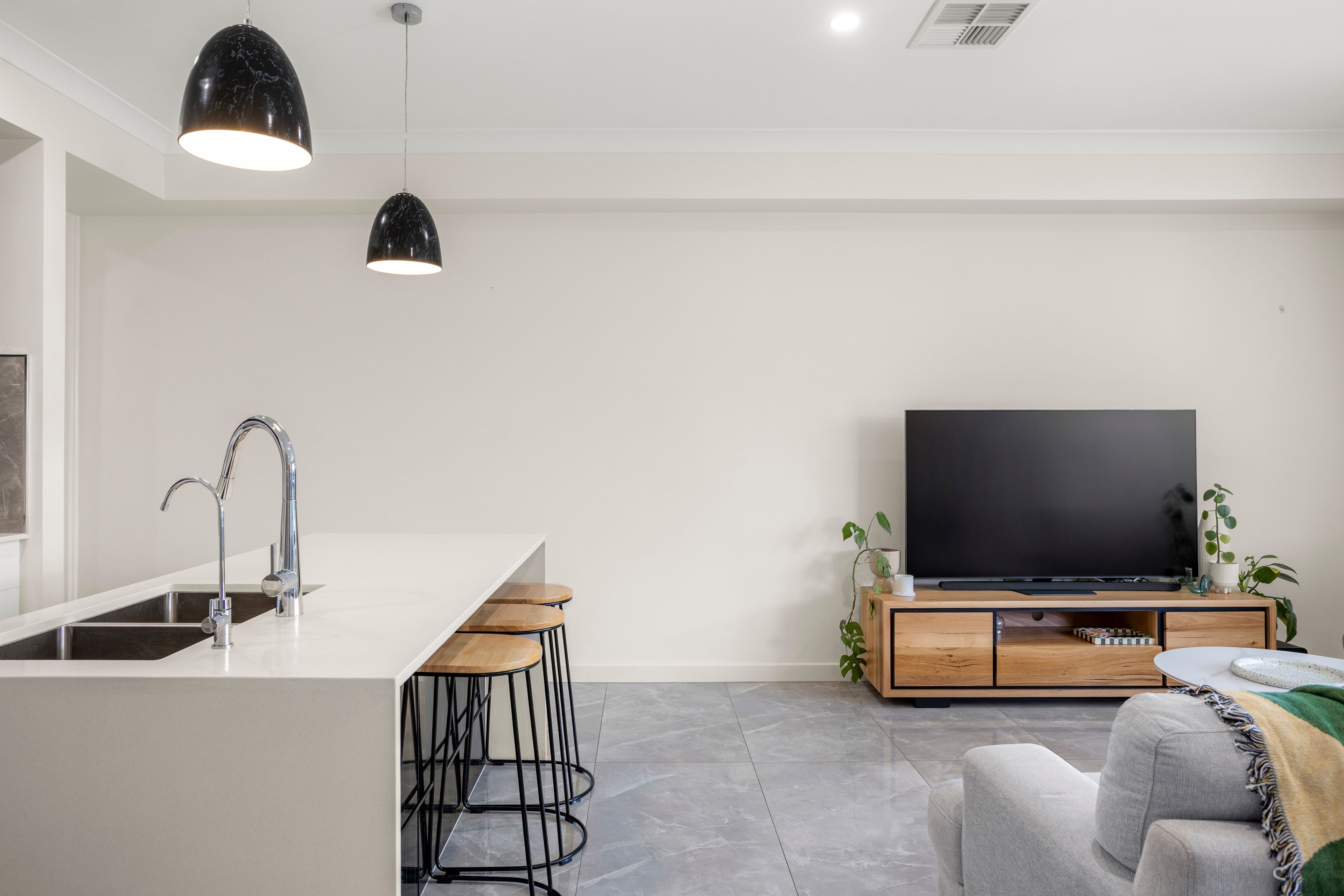 34 Lydia Street — photo 6 of 24