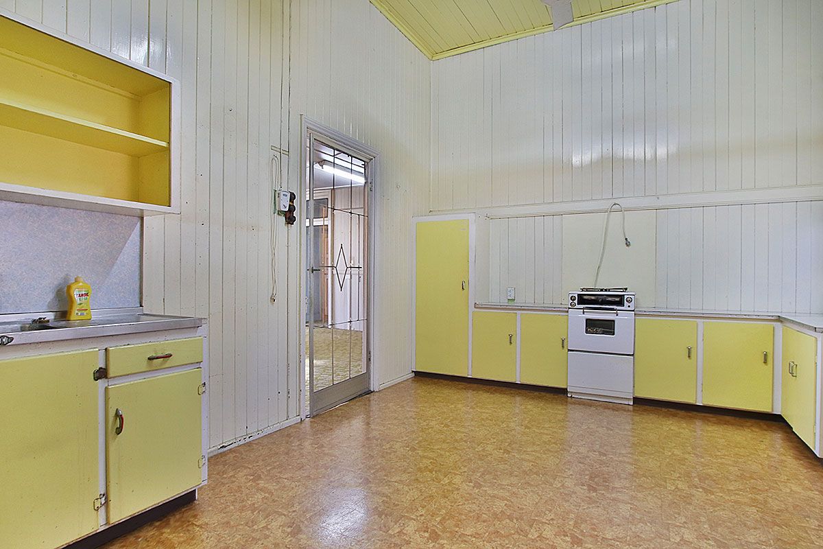 1 Chubb Street, One Mile, QLD 4305