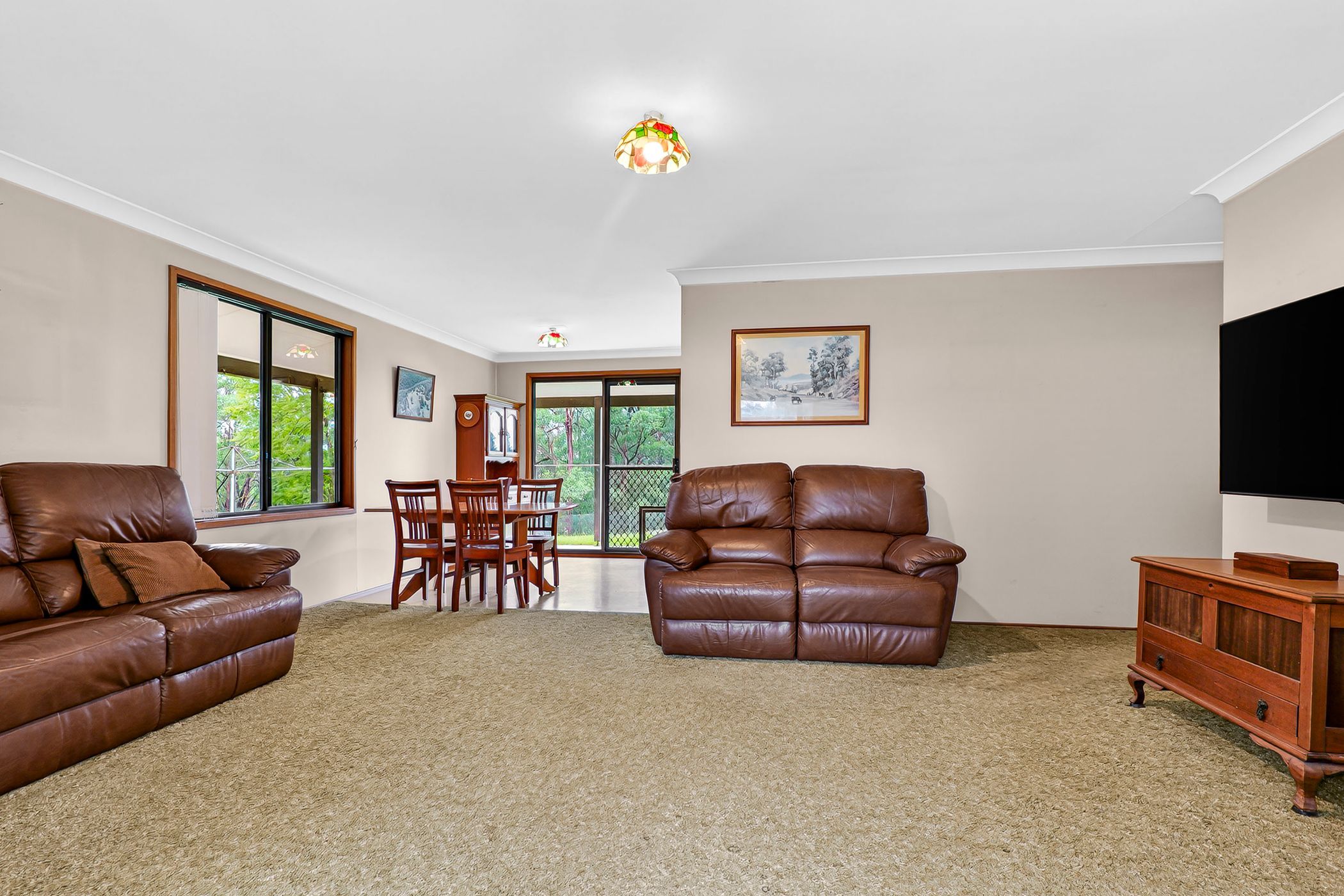 119 Mountain View Close — photo 8 of 13