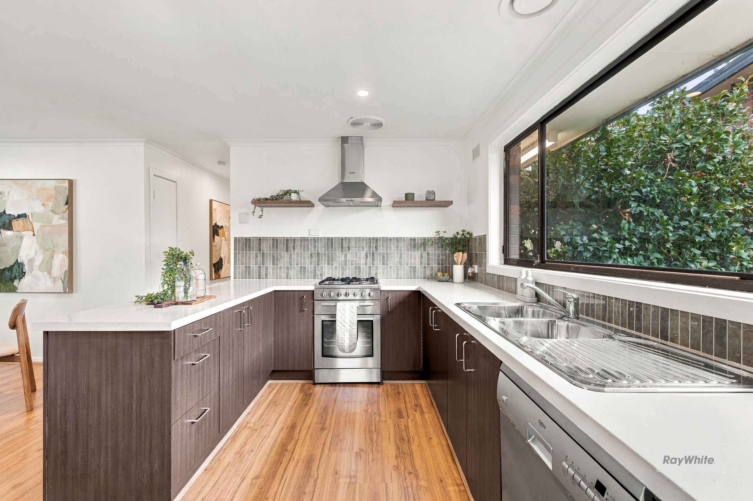 41 Victoria Street — photo 5 of 15