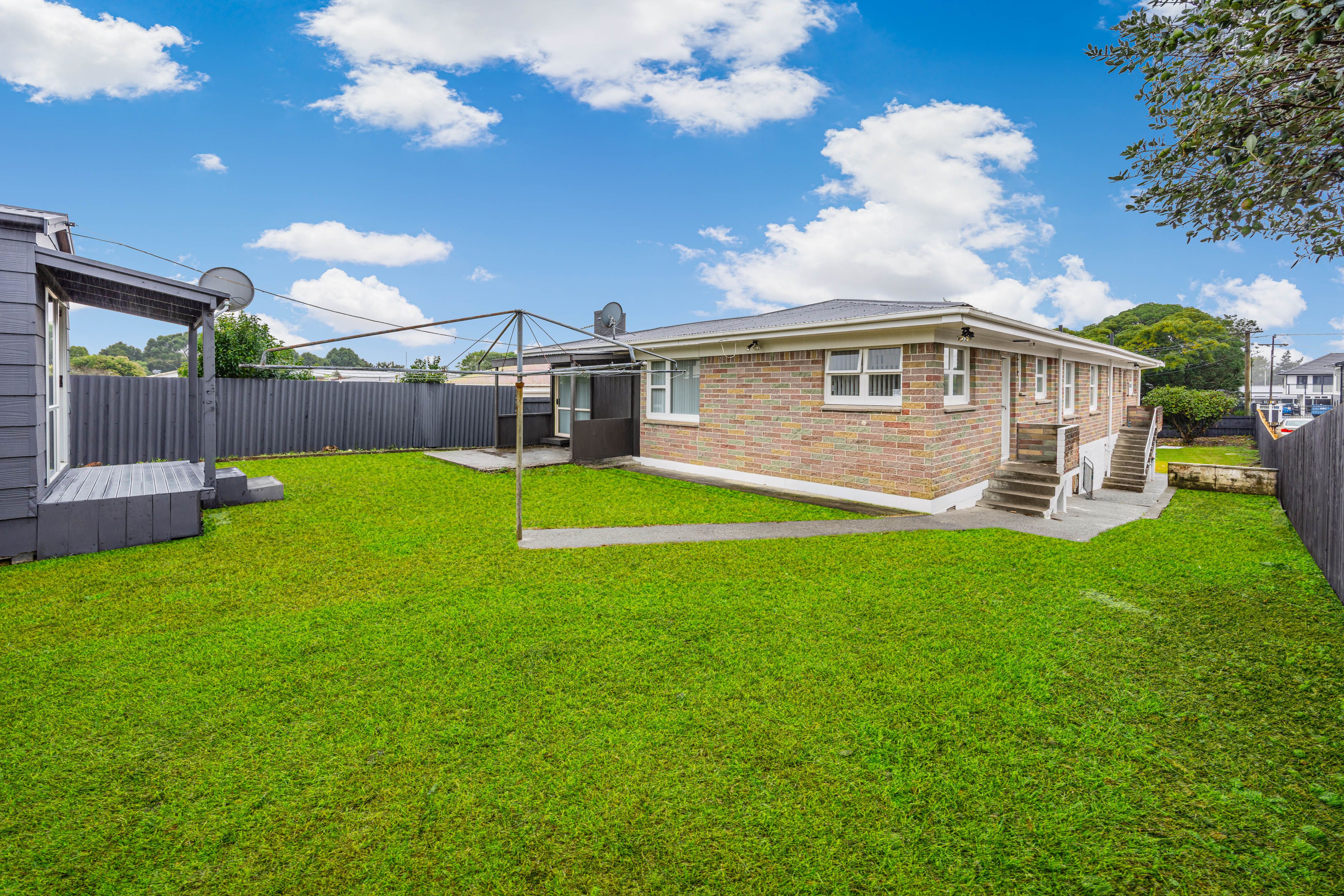 2/28 Mckean Avenue, Manurewa, Manukau City