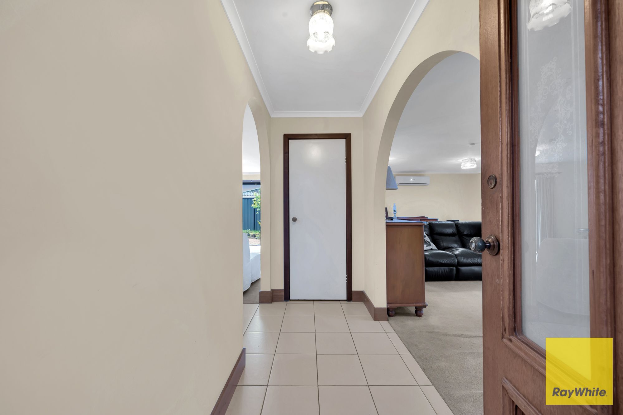 9 Evrah Drive — photo 5 of 28