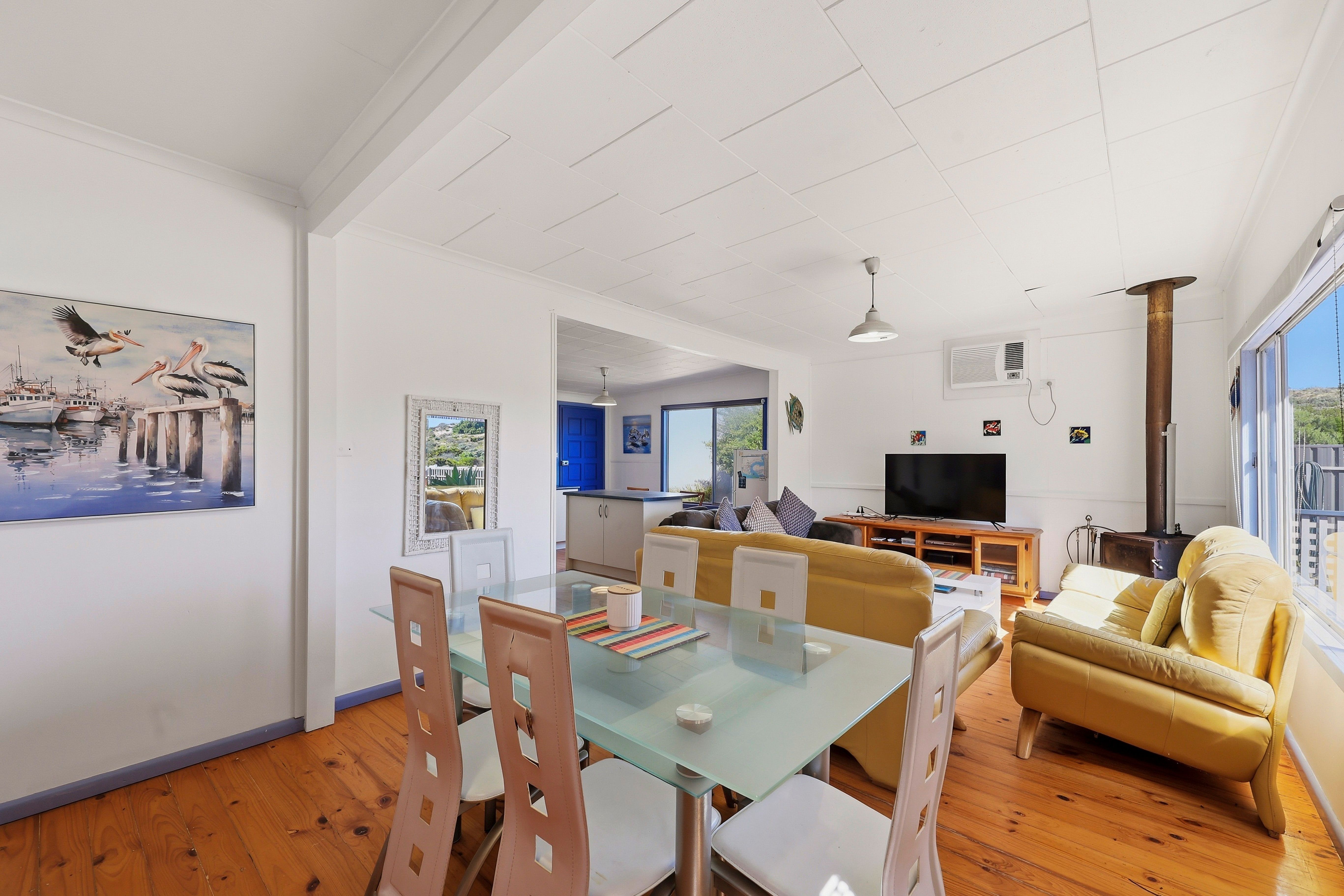 8 Dent Street — photo 4 of 24