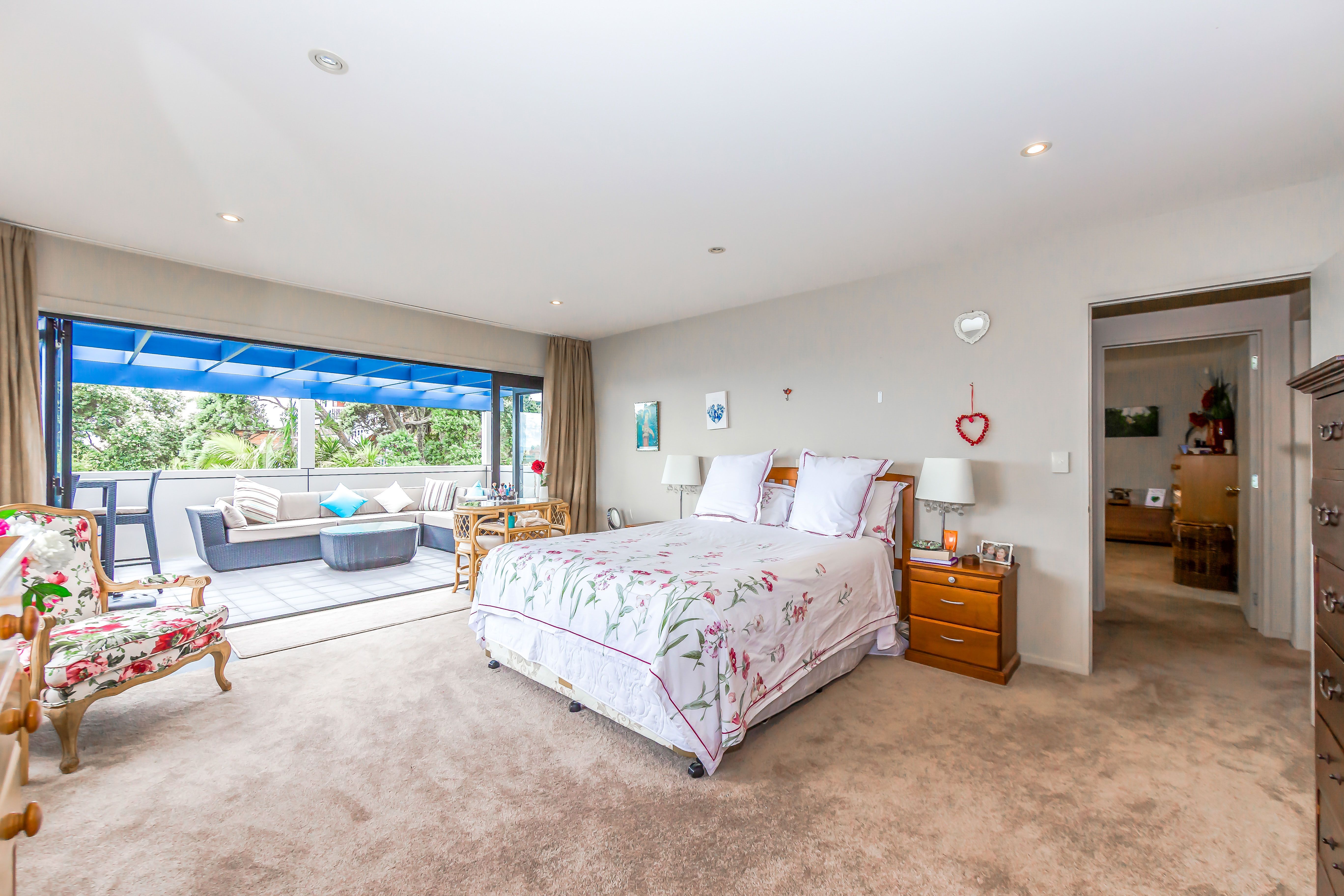 1280 Whangaparaoa Road, Army Bay, Rodney