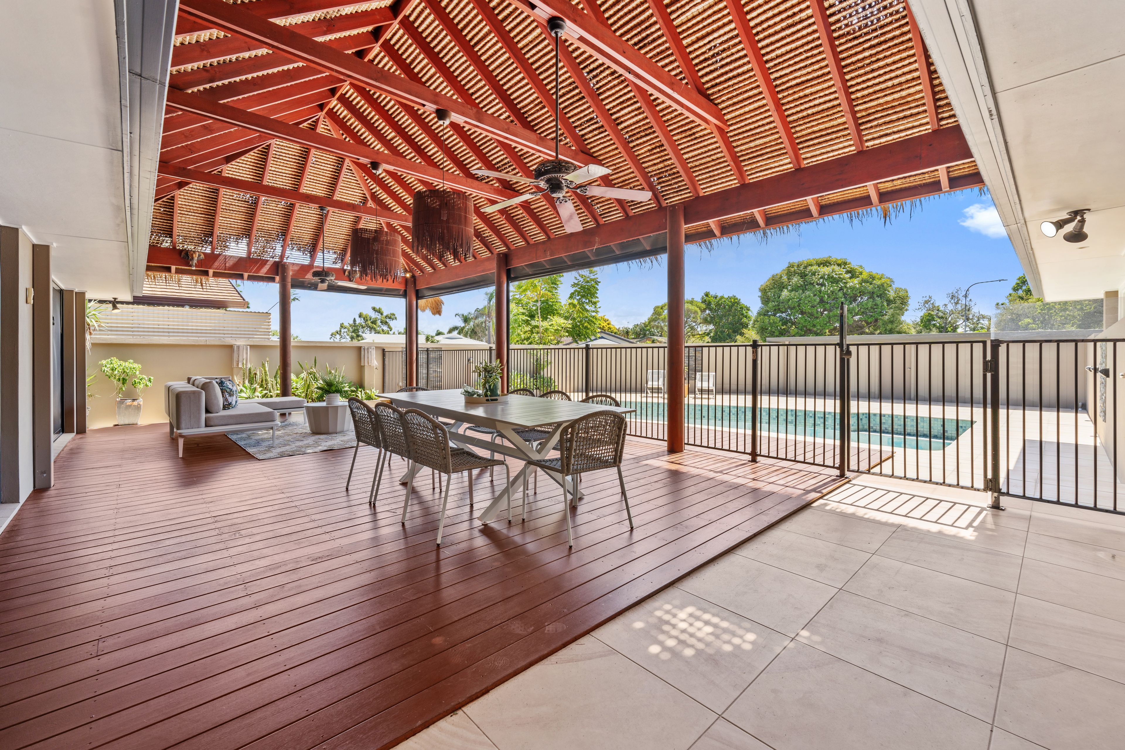 2 Plumosa Court, Mermaid Waters, QLD 4218