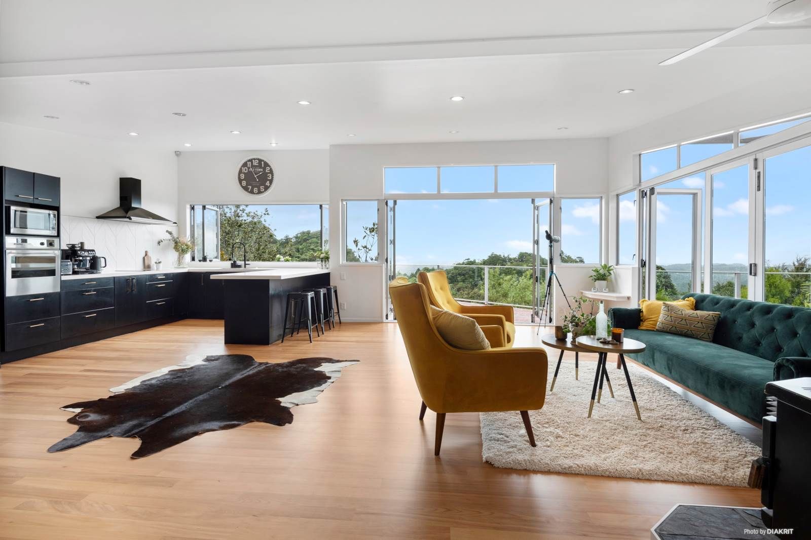 414 Scenic Drive, Waiatarua, Waitakere City