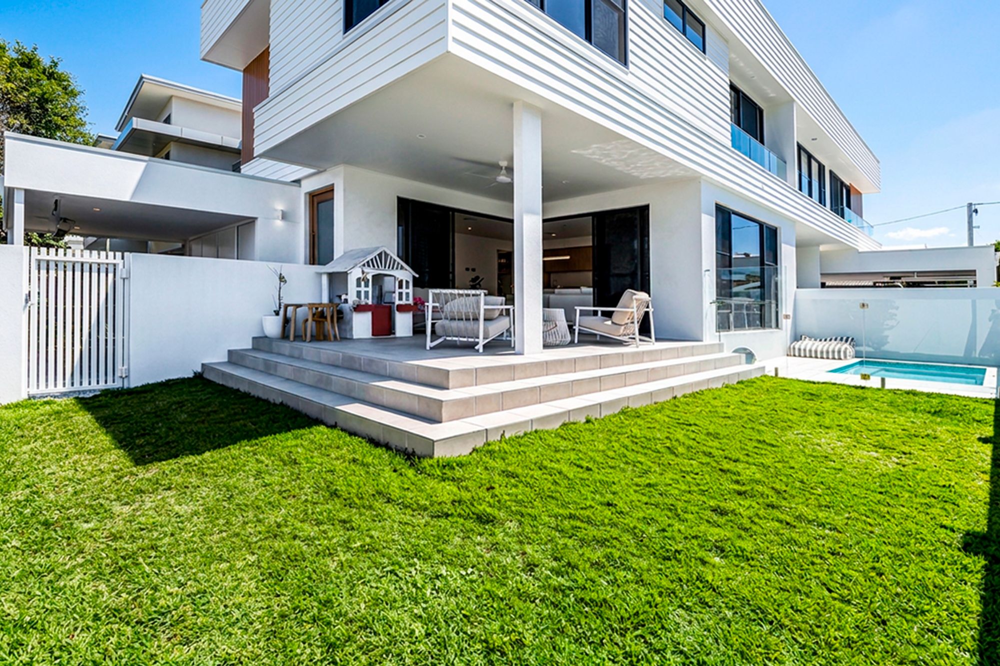 37 Parr Street, Biggera Waters, QLD 4216