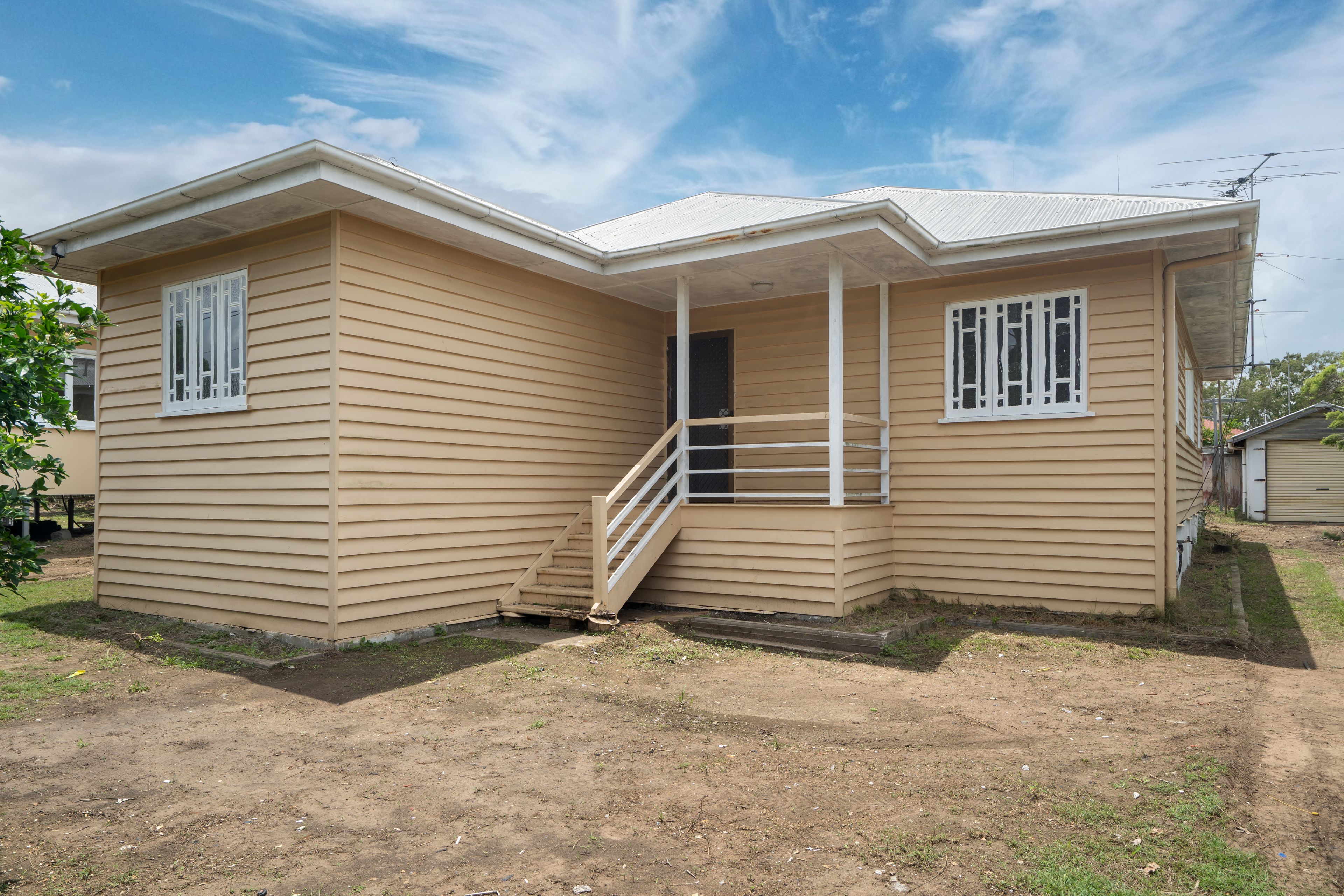 7 Larsen Street, Leichhardt, QLD 4305