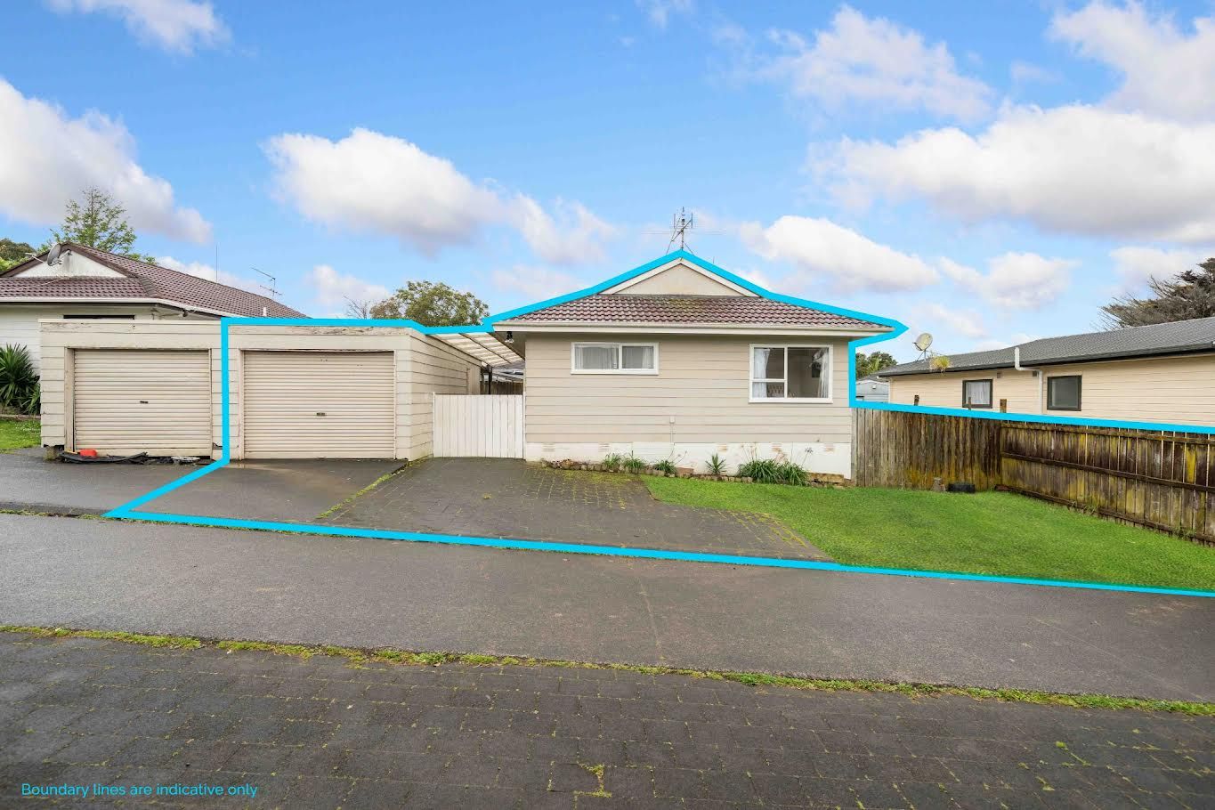 2/17 Anglers Way, Wattle Downs, Manukau City