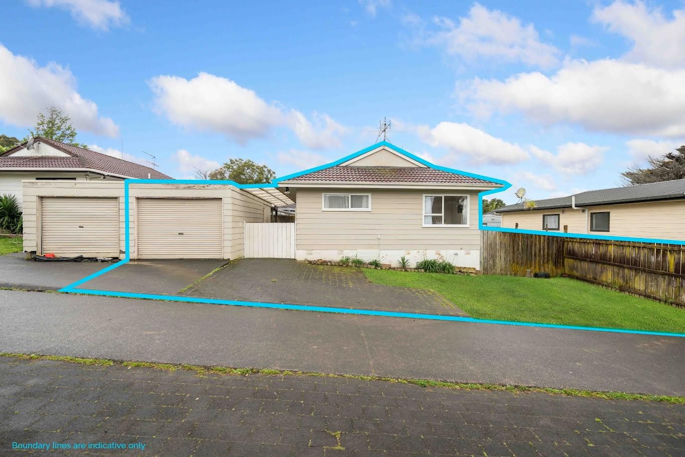 2/17 Anglers Way, Wattle Downs, Manukau City