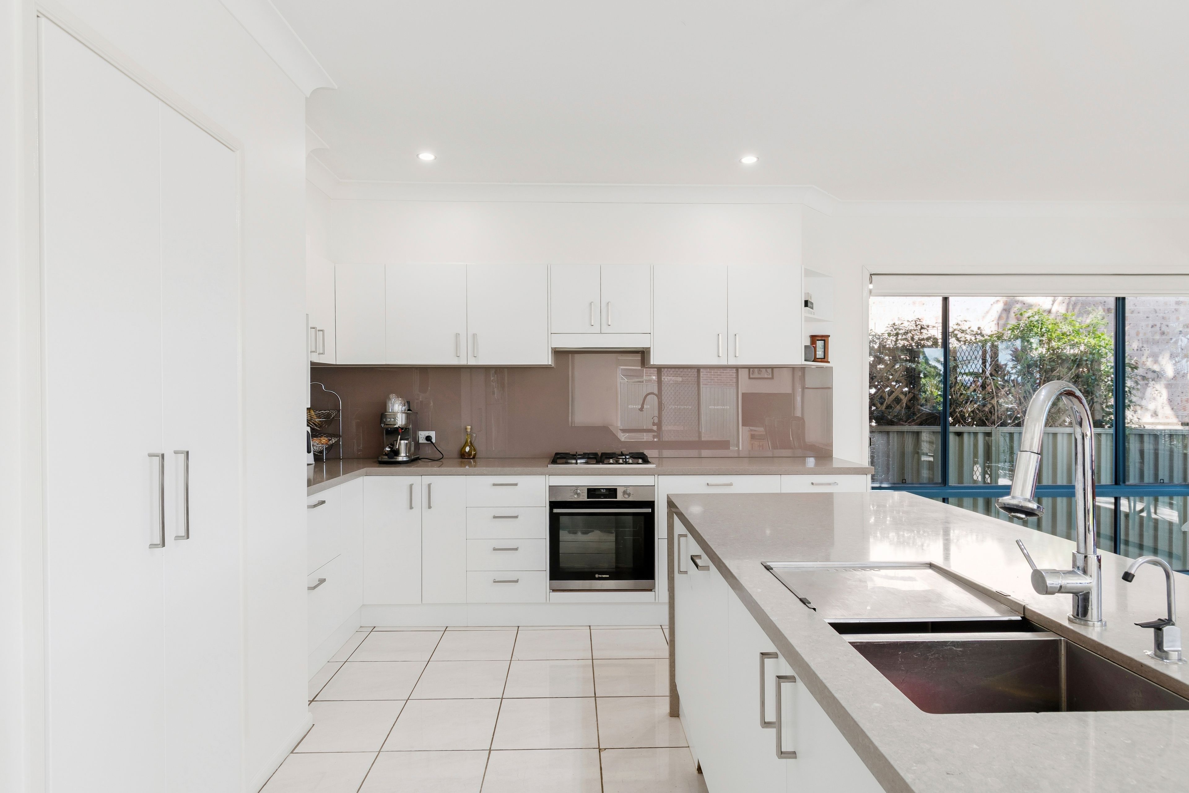 20 Mortlock Drive — photo 7 of 15