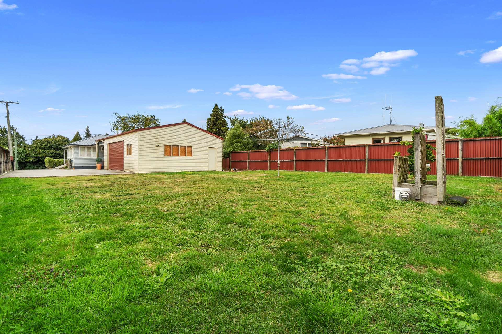 475 Mutu Street photo 12