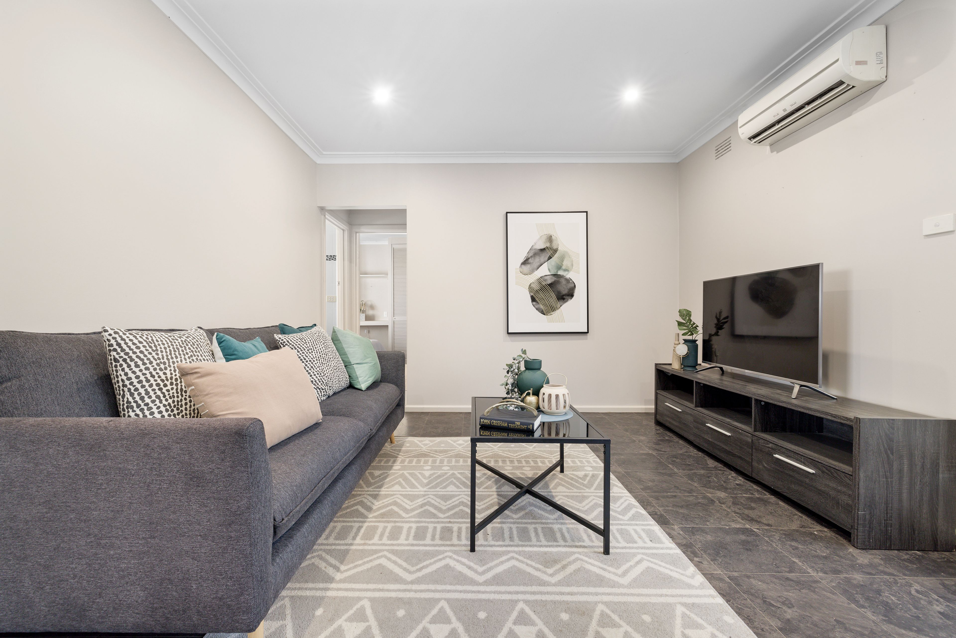 25 Robertson Crescent, Boronia, VIC 3155