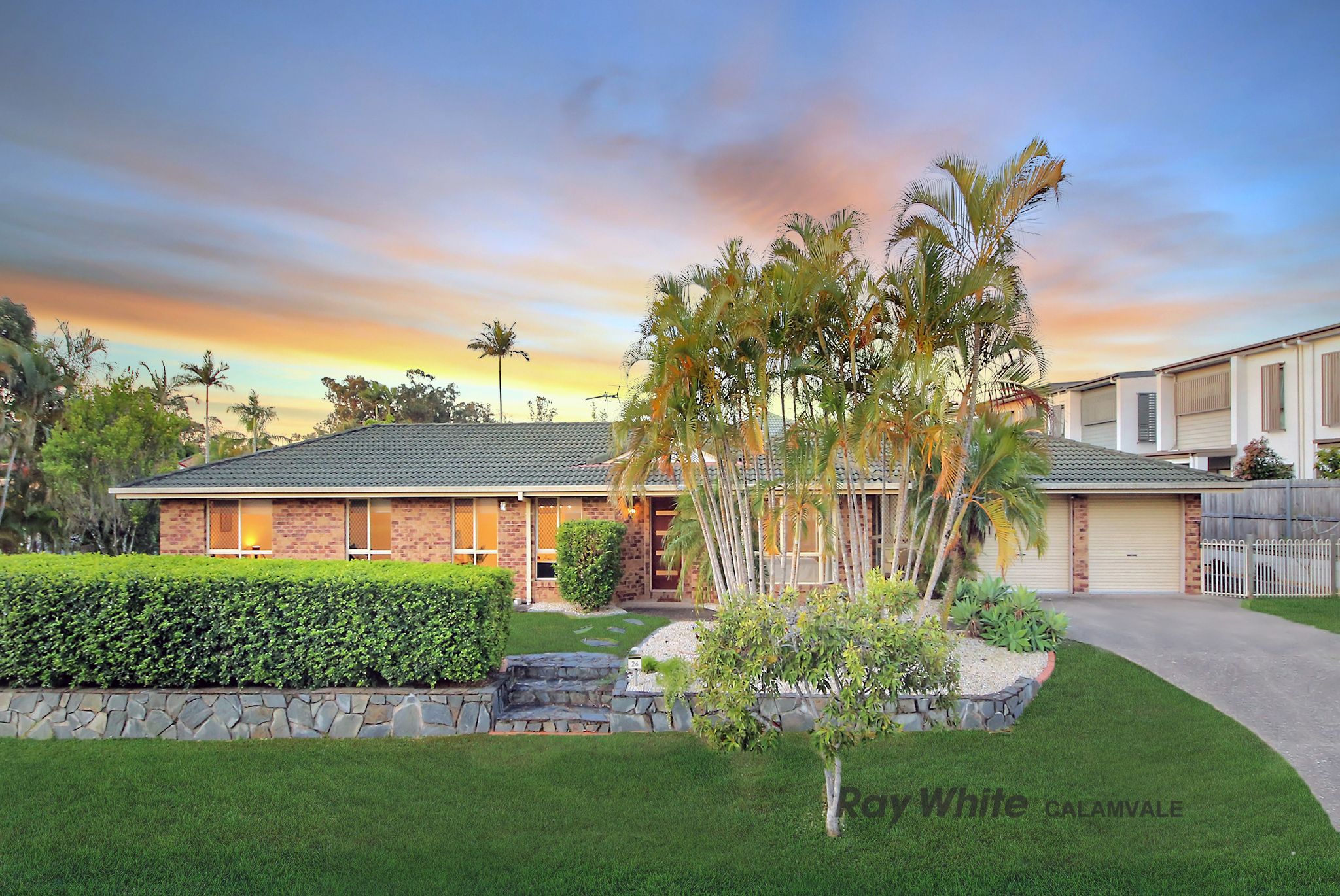 26 Avondale Crescent, Parkinson QLD 4115