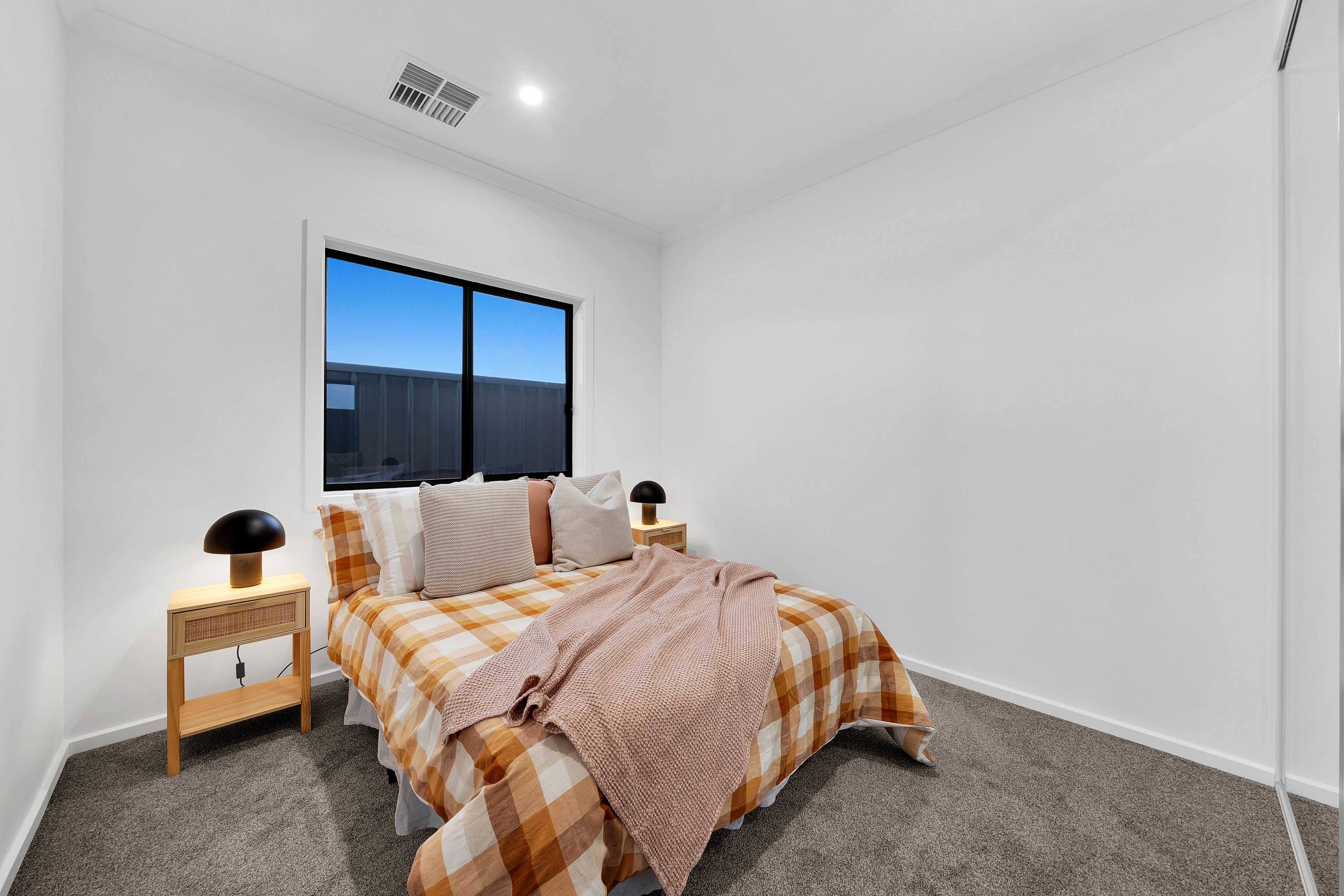 4 Prado Street — photo 11 of 19