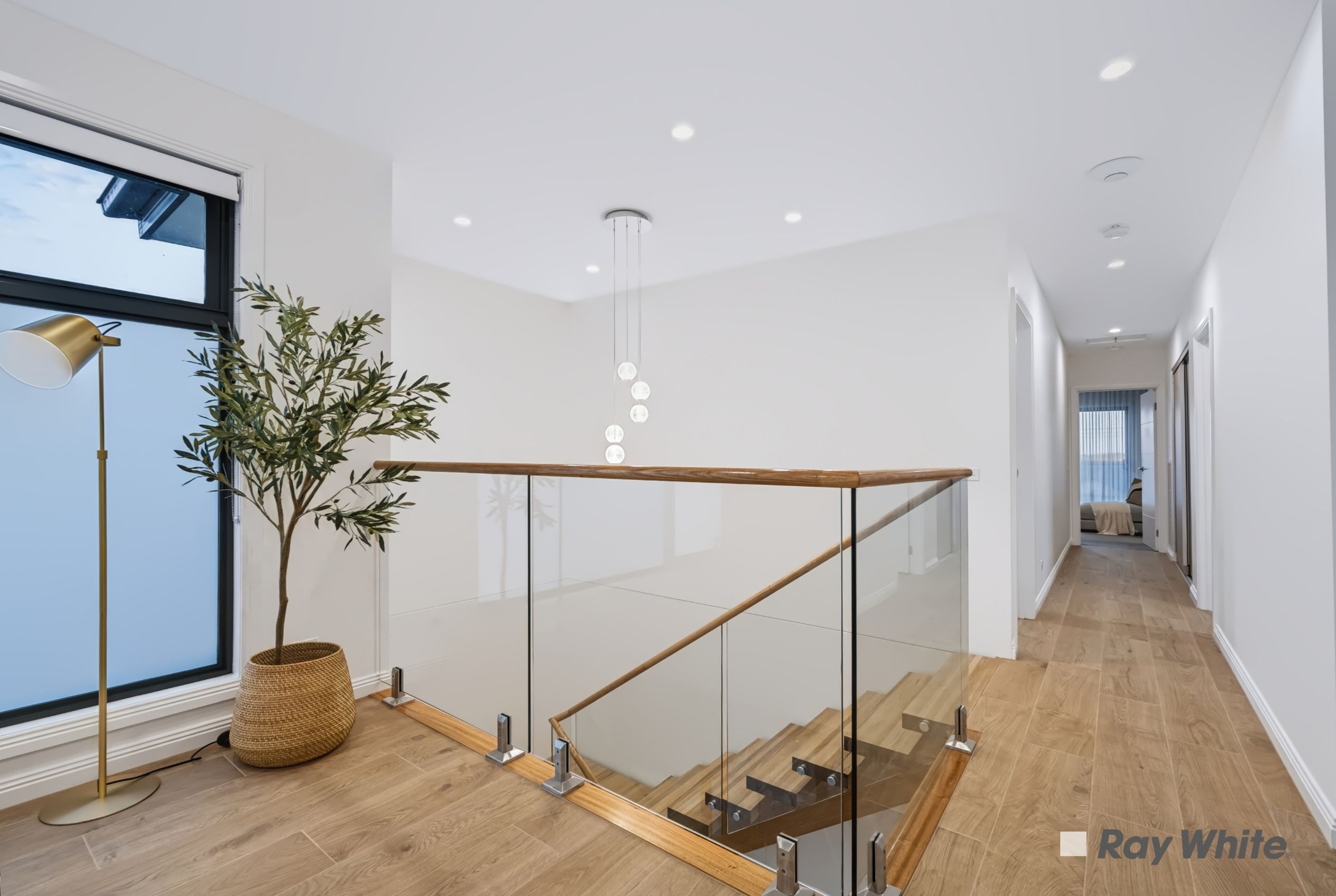 8 Mclean Crescent — photo 27 of 30