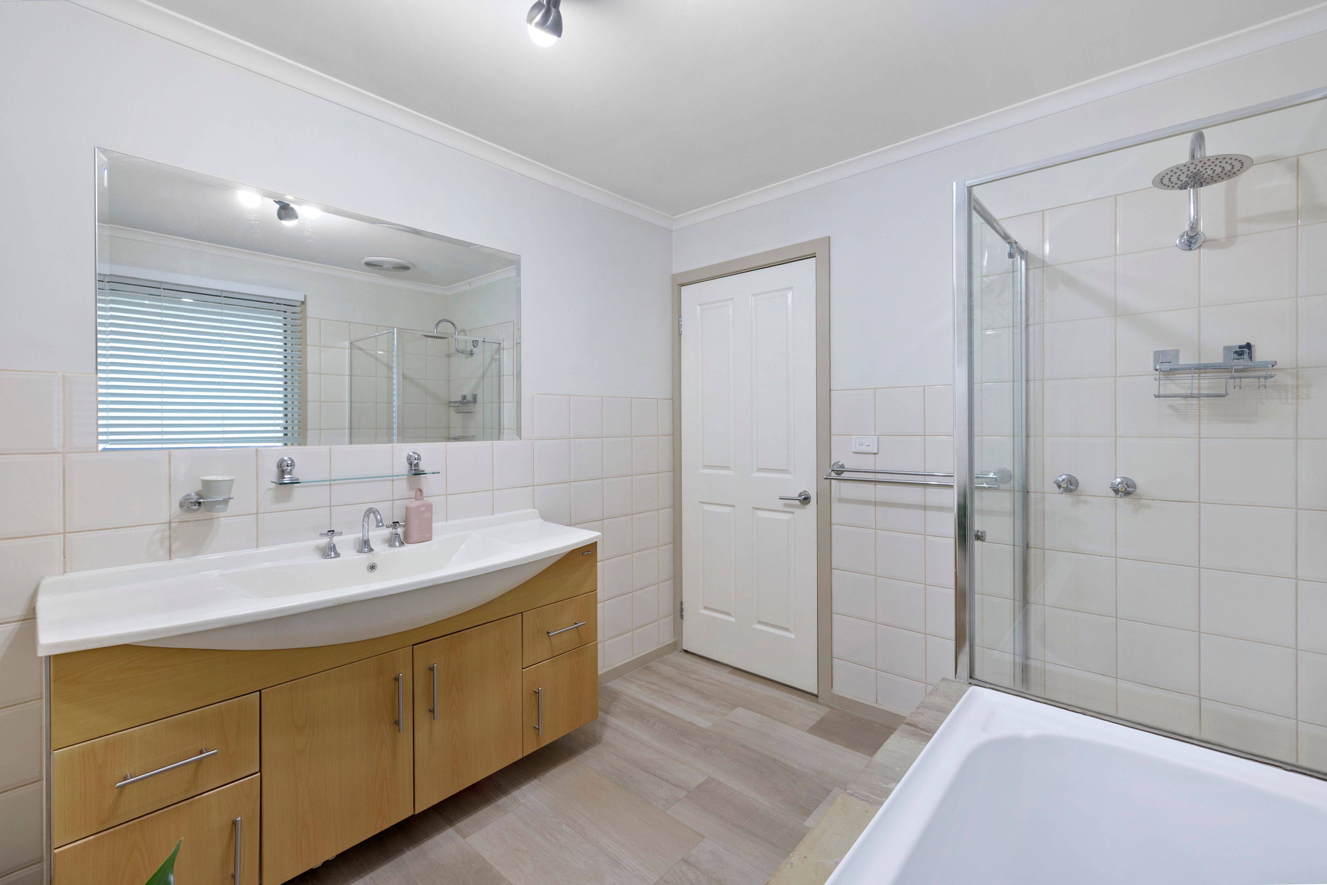 30 Tamboon Drive — photo 18 of 27