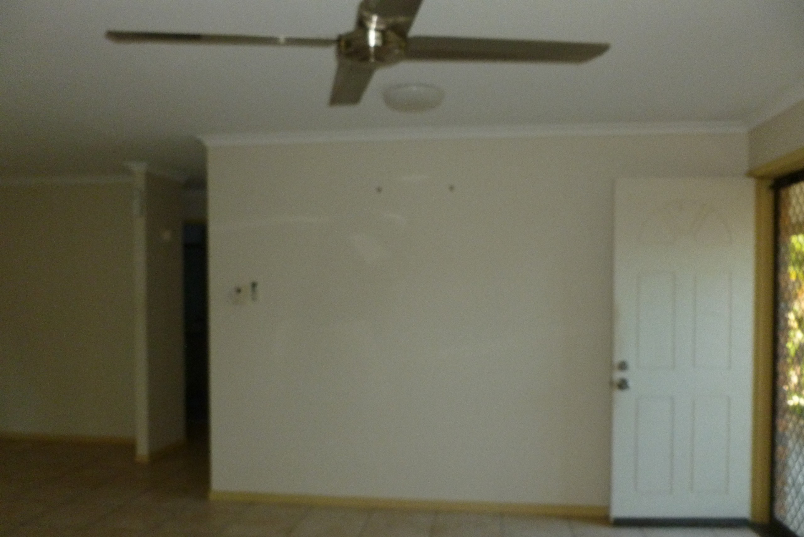 4 Meledie Avenue, Kawungan, QLD 4655