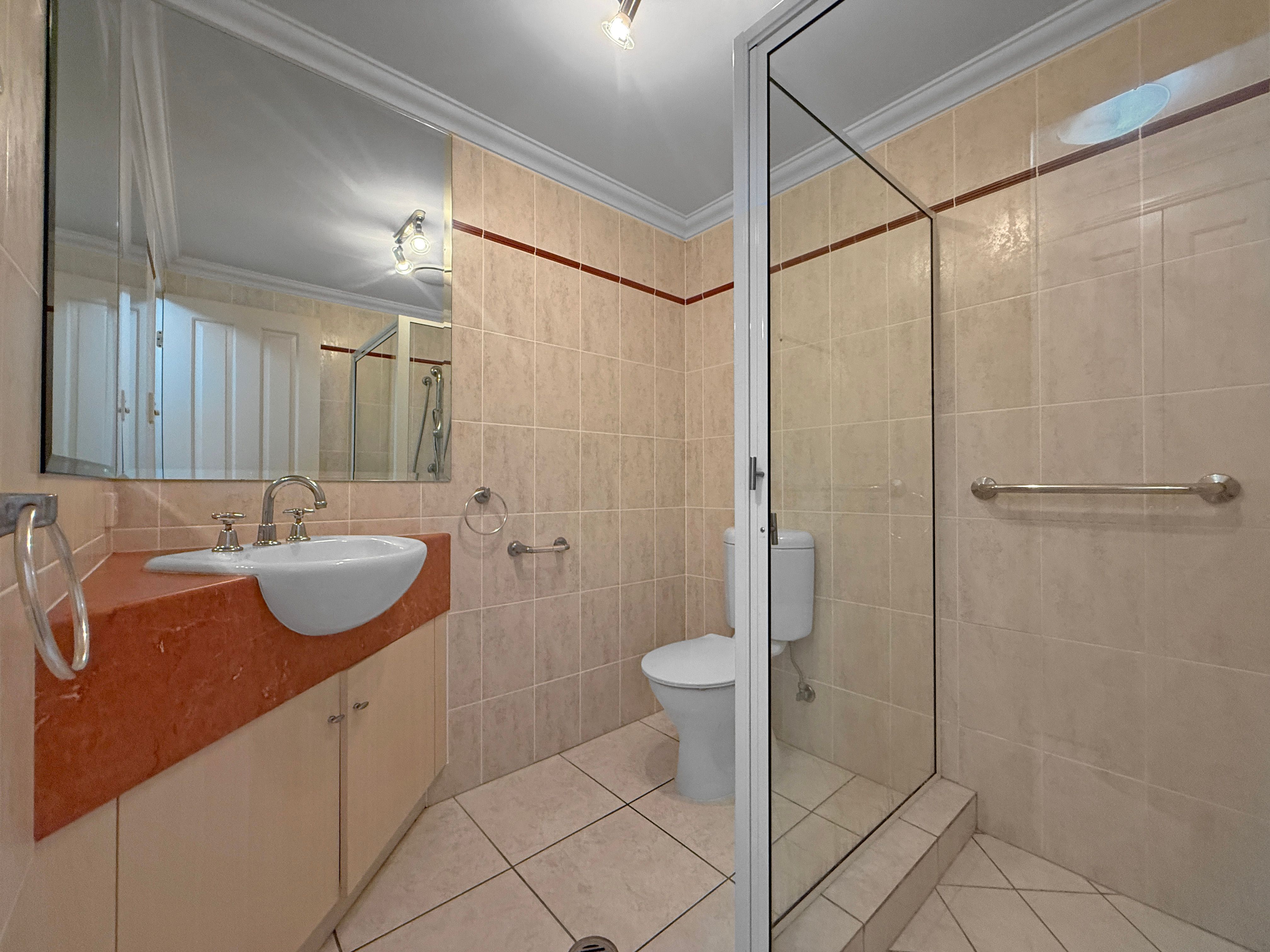 14/310-316 Lake Street — photo 6 of 15