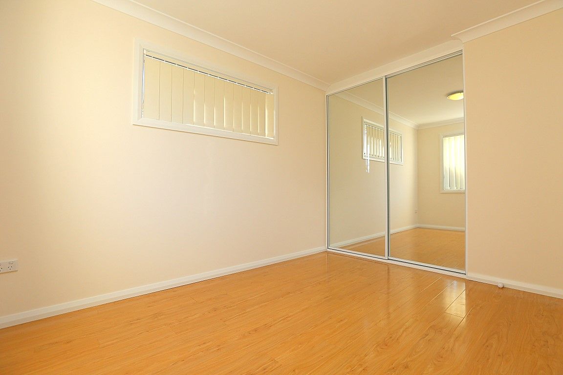 14A Gail Place — photo 4 of 9