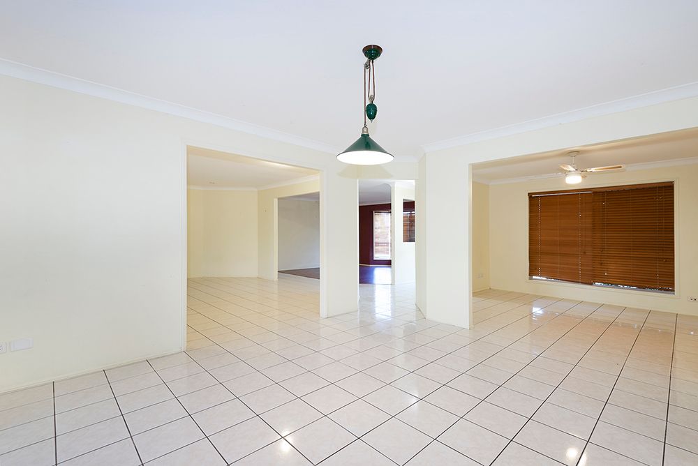 28 Bayview Drive, Tanah Merah, QLD 4128