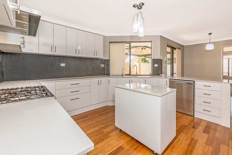 15 Osgood Way, Baldivis, WA 6171